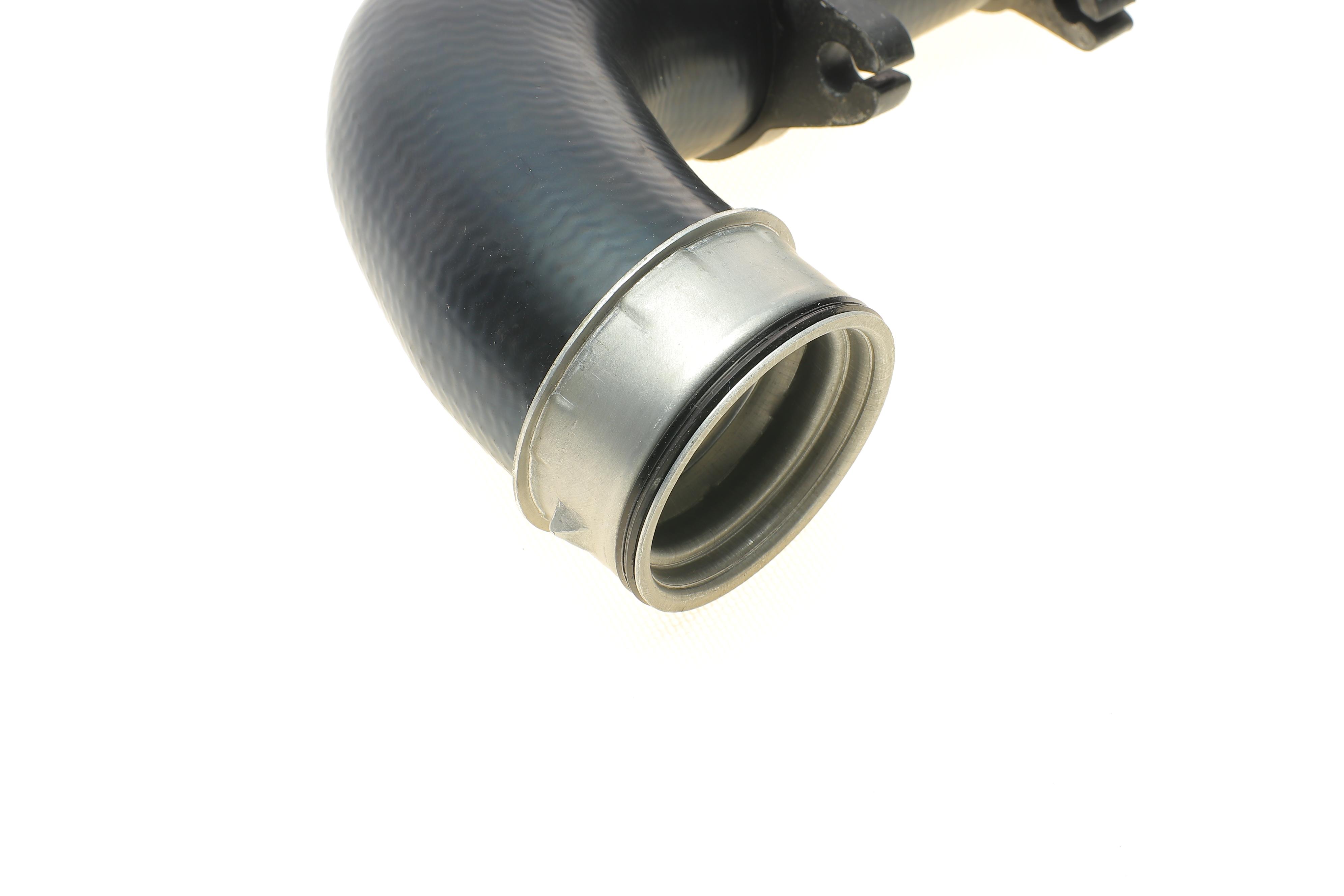 Патрубок інтеркулера VW Golf IV/ Skoda Octavia I/ Seat Leon 1.9TDI 98-06