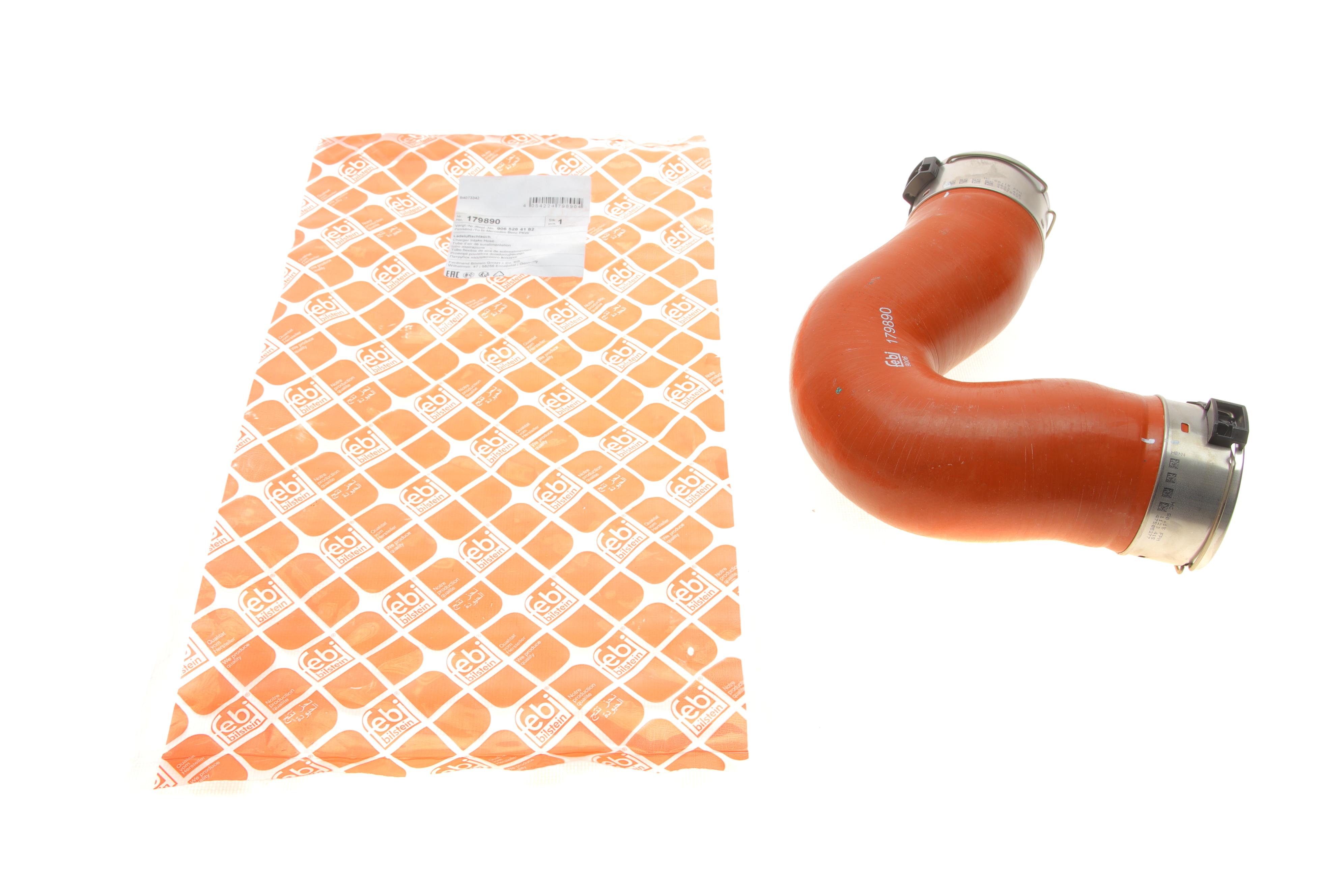 Патрубок інтеркулера (R) MB Sprinter 906 OM651