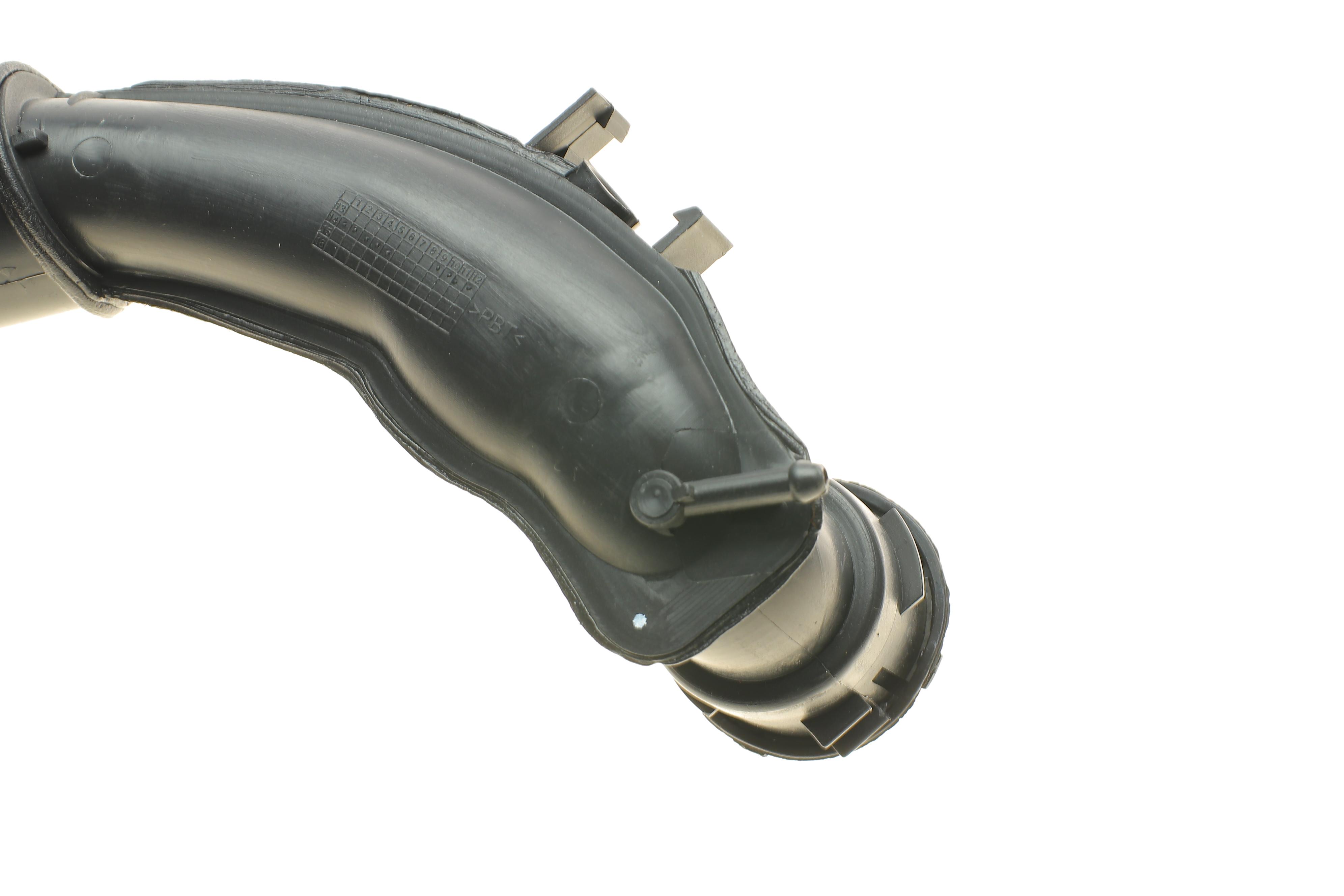 Патрубок інтеркулера Renault Kangoo 1.5dCi 01-