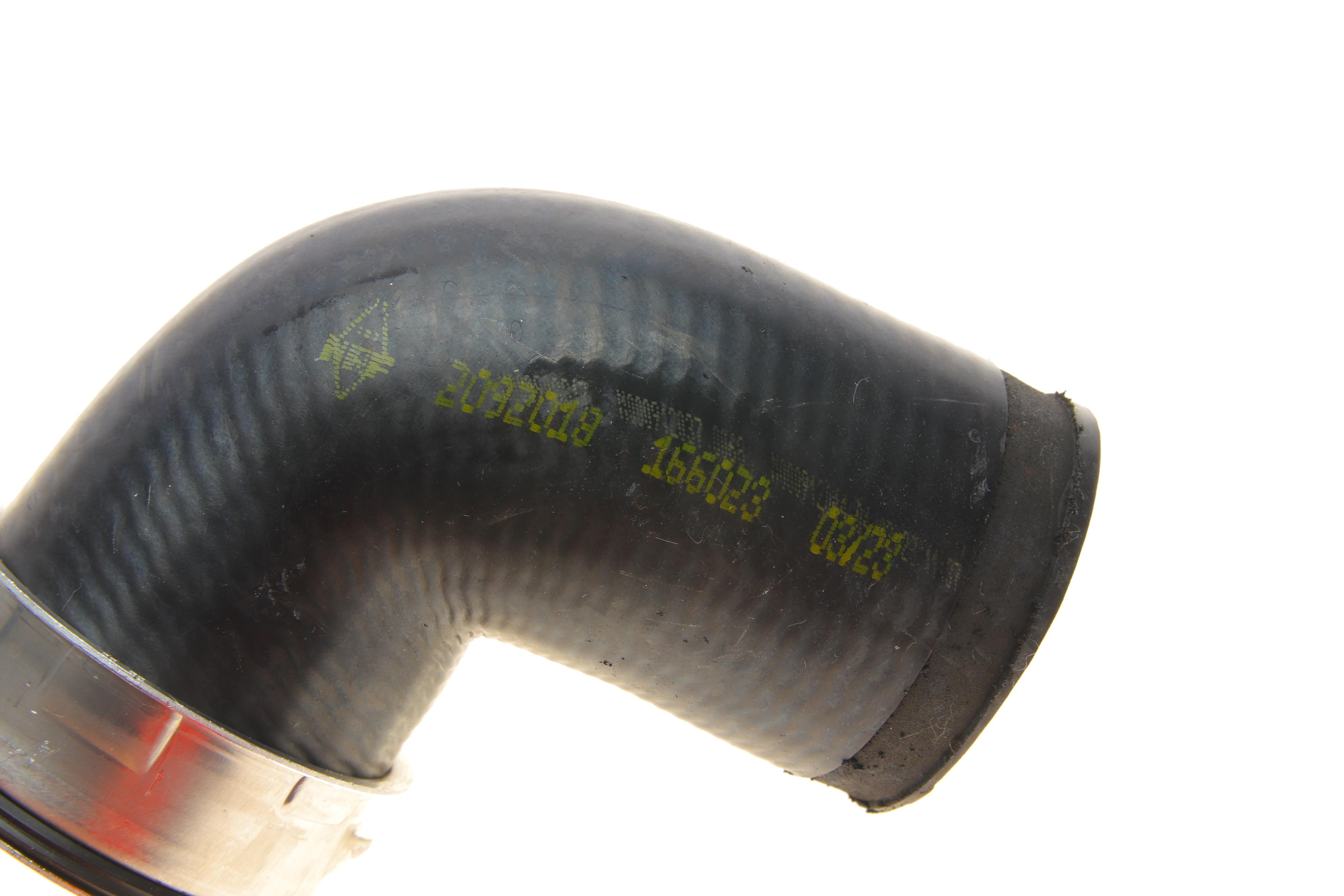 Патрубок турбіни Skoda Superb/Audi A4 1.9TDI/2.0TDI 04-15 (верхній)