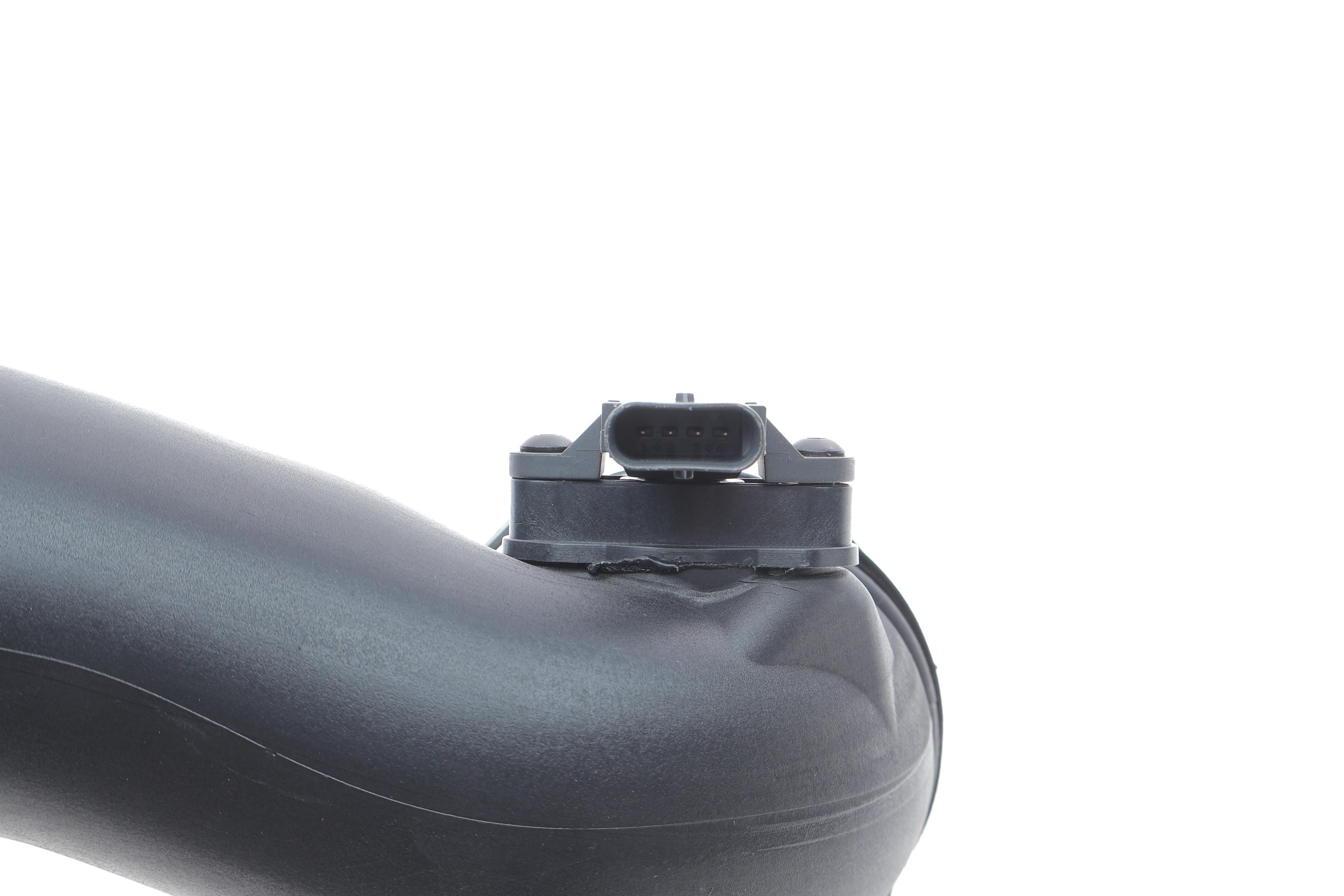 Патрубок інтеркулера BMW 5 (F07/F10/F11)/7 (F01-F04)/X5 (E70)/X6 (E71/E72) 3.0 09-18 N55