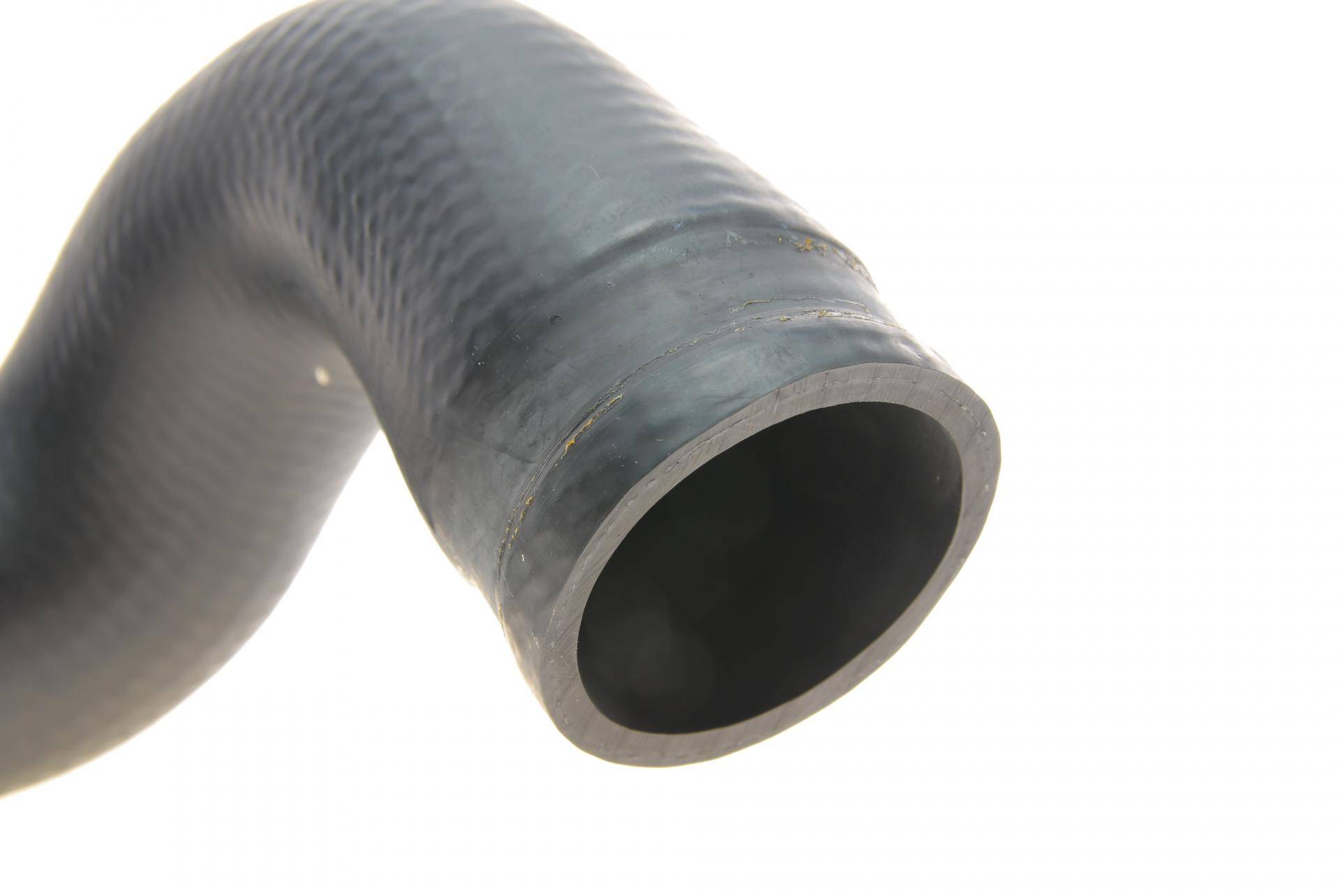 Патрубок інтеркулера (верхній) VW Passat/Audi A4/A6 1.9TDI/2.5TDI 94-08