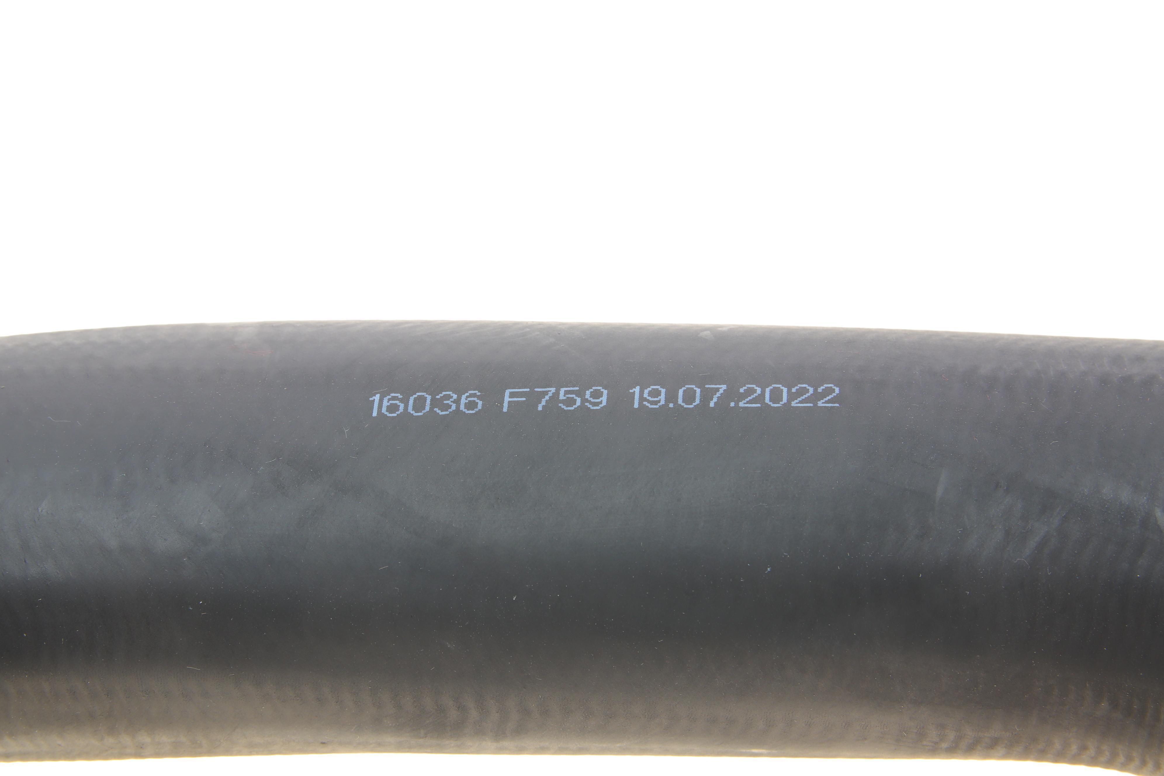 Патрубок інтеркулера (L) Iveco Daily III/IV/V 99-