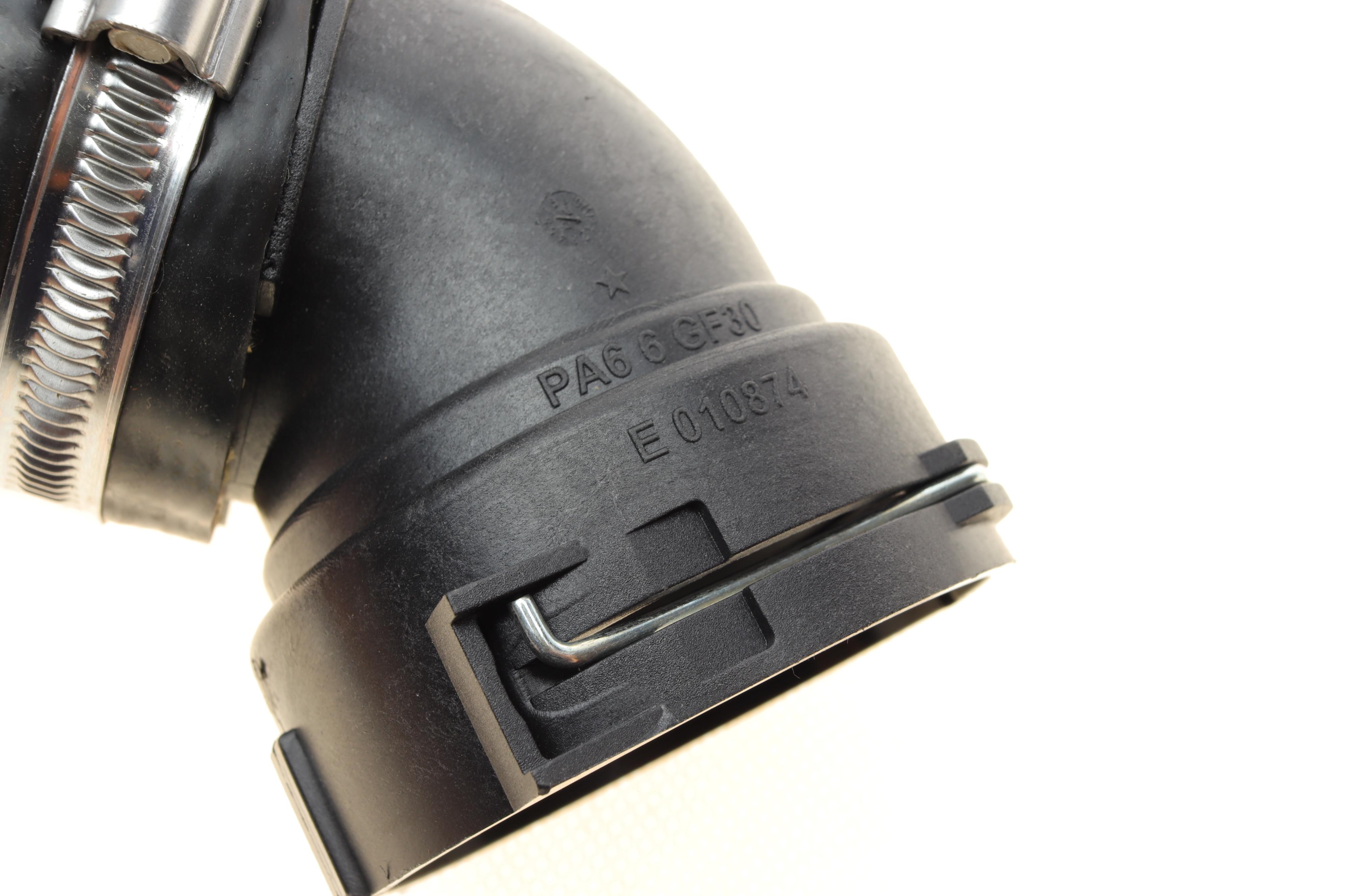 Патрубок інтеркулера BMW 5 (E60) 05-09 M47/N47 (R)