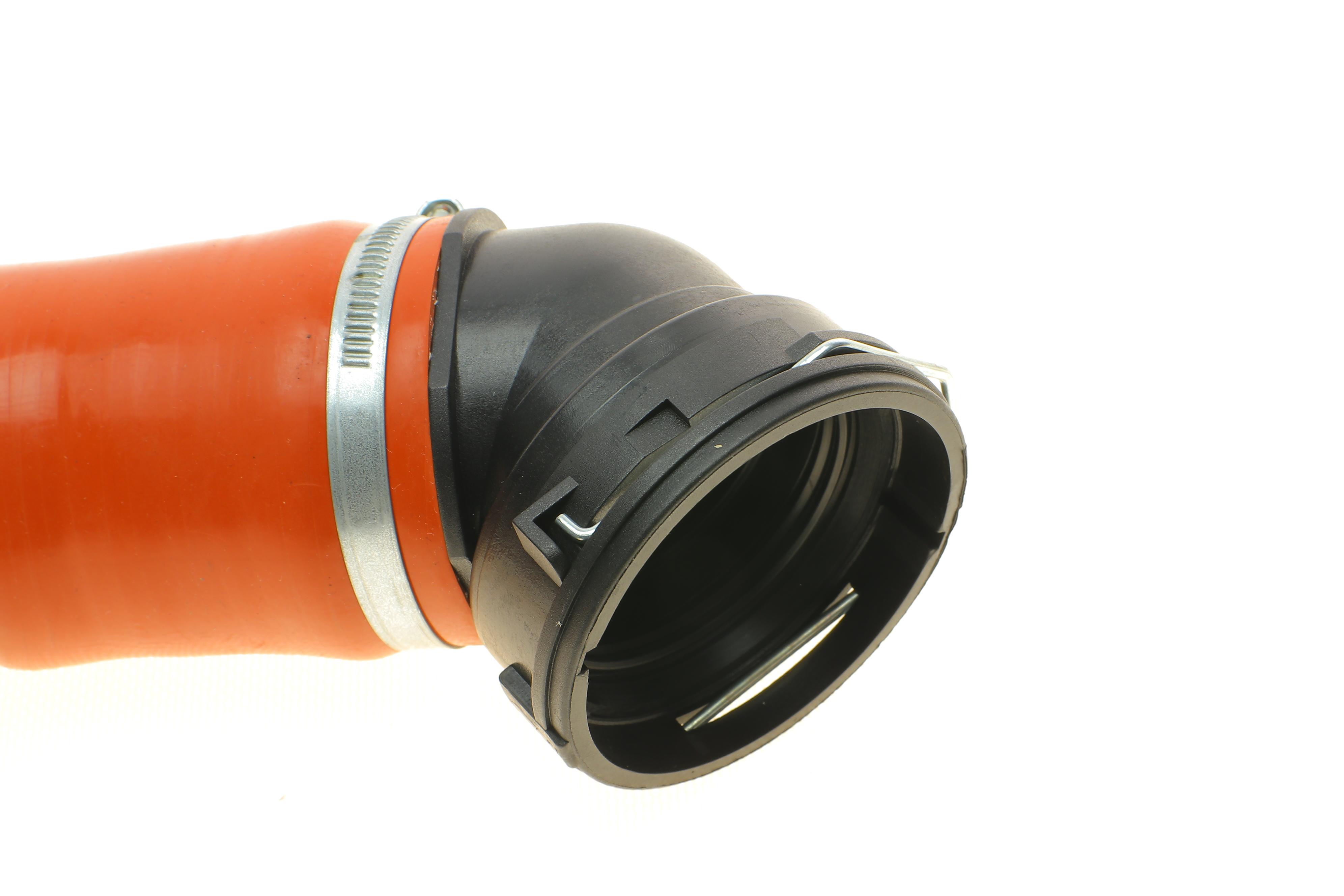 Патрубок інтеркулера BMW 5 (E60)/6 (E63) 07-10 M57 D30