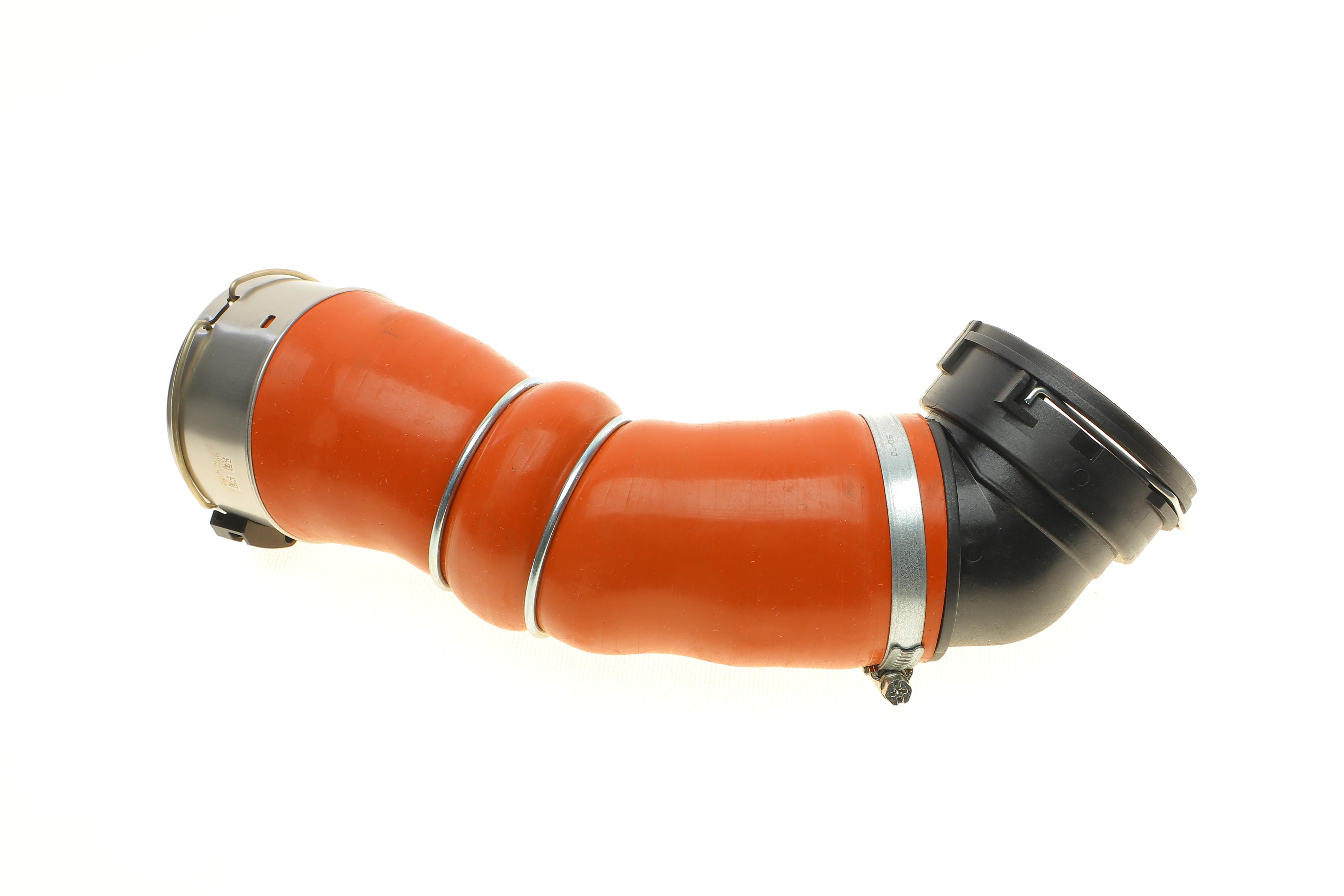 Патрубок інтеркулера BMW 5 (E60)/6 (E63) 07-10 M57 D30