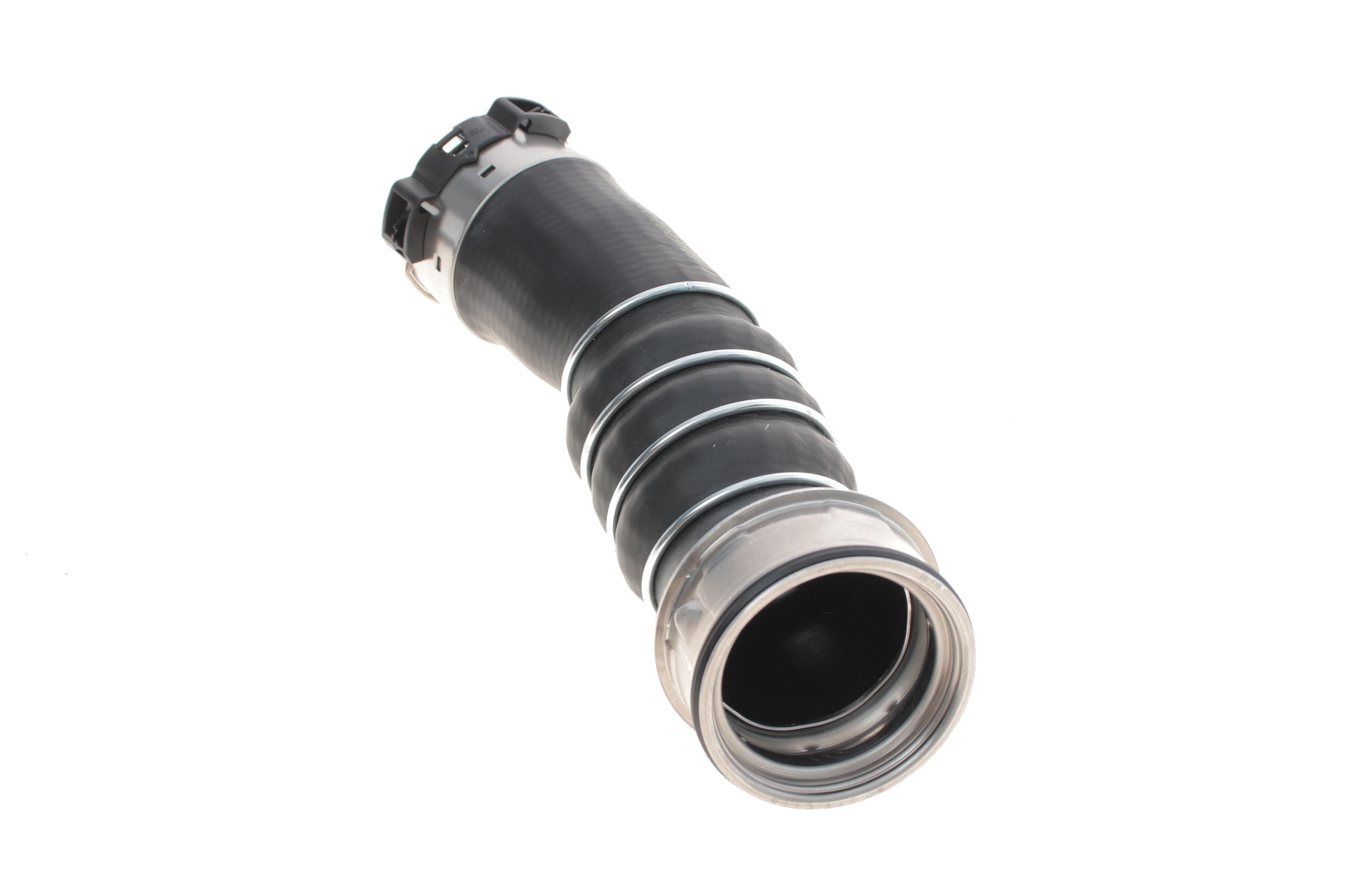 Патрубок інтеркулера BMW 1 (E81/E87) 04-11 N47 D20/M47 D20 (R)