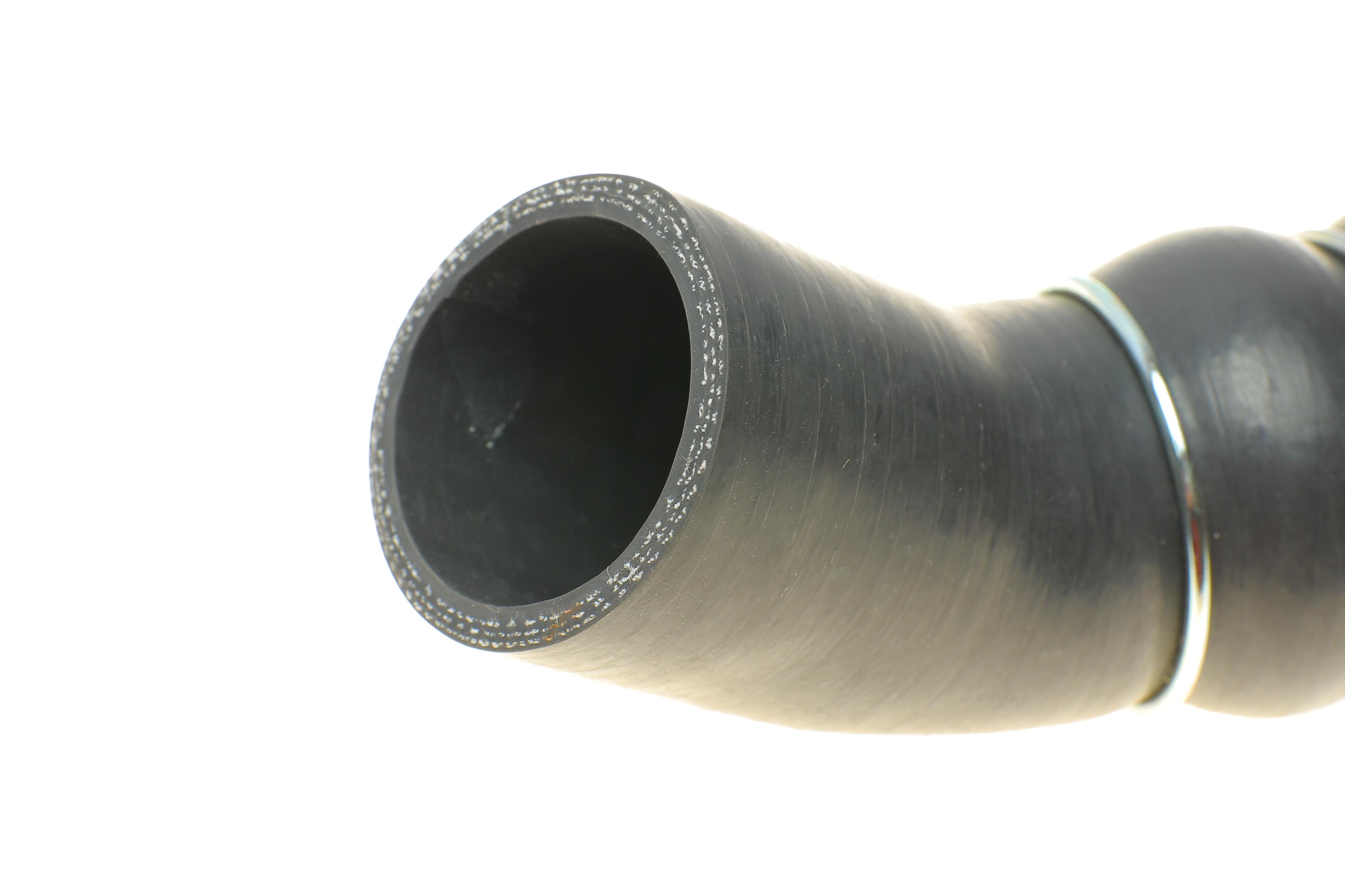 Патрубок інтеркулера (нижній/R) Audi A6 2.0 TDI 08-11