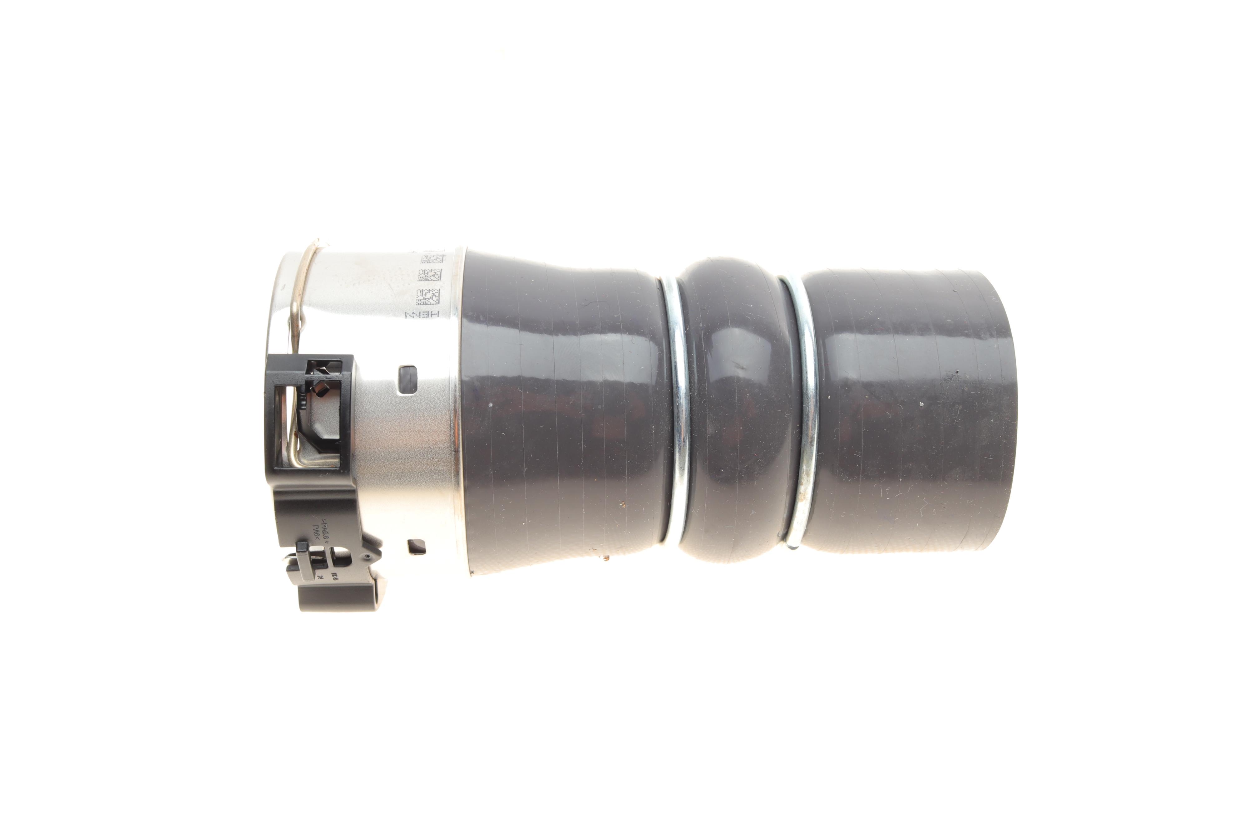 Патрубок інтеркулера Renault Megane III/ Scenic 1.5 dCi 09-