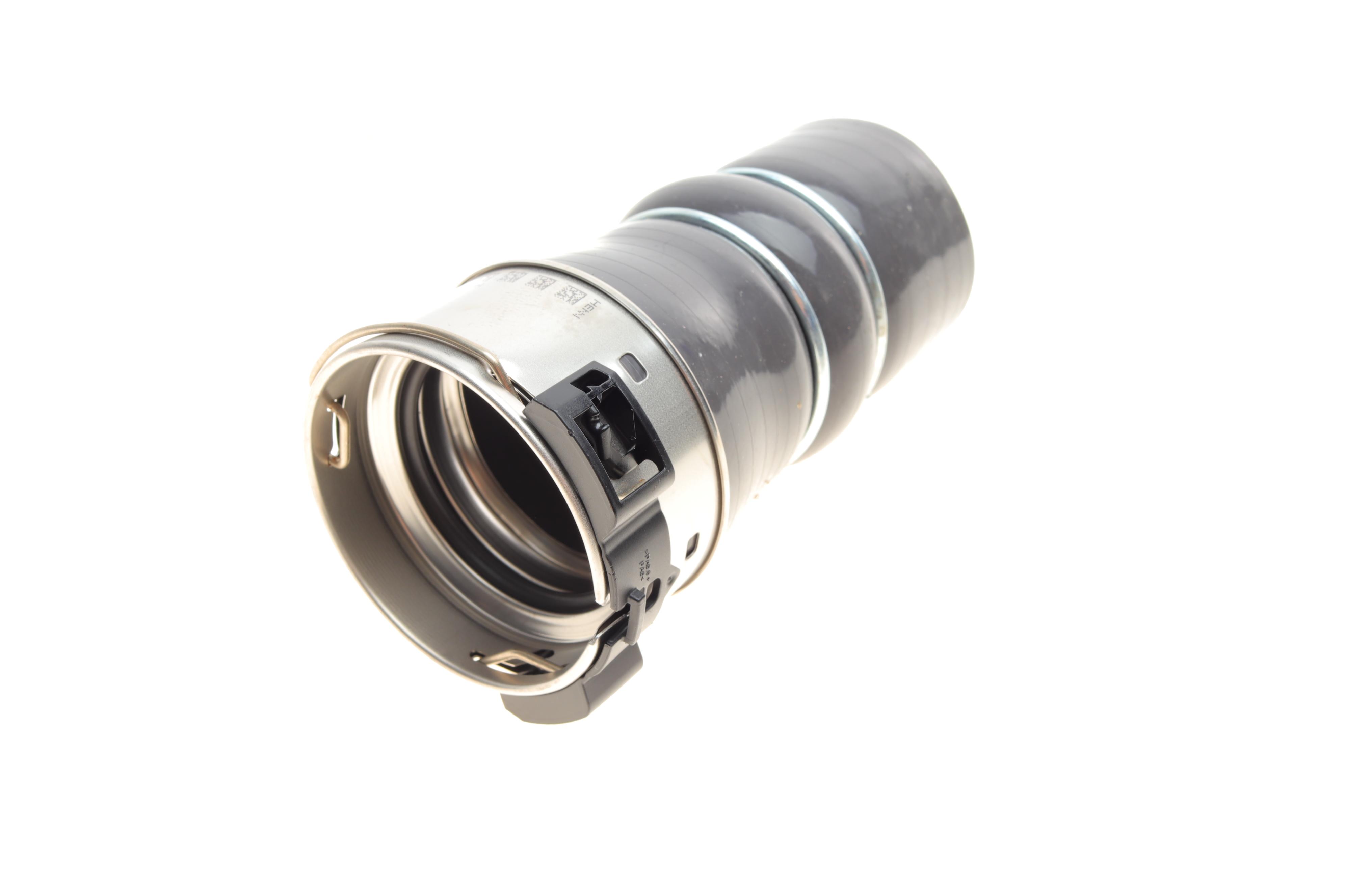 Патрубок інтеркулера Renault Megane III/ Scenic 1.5 dCi 09-