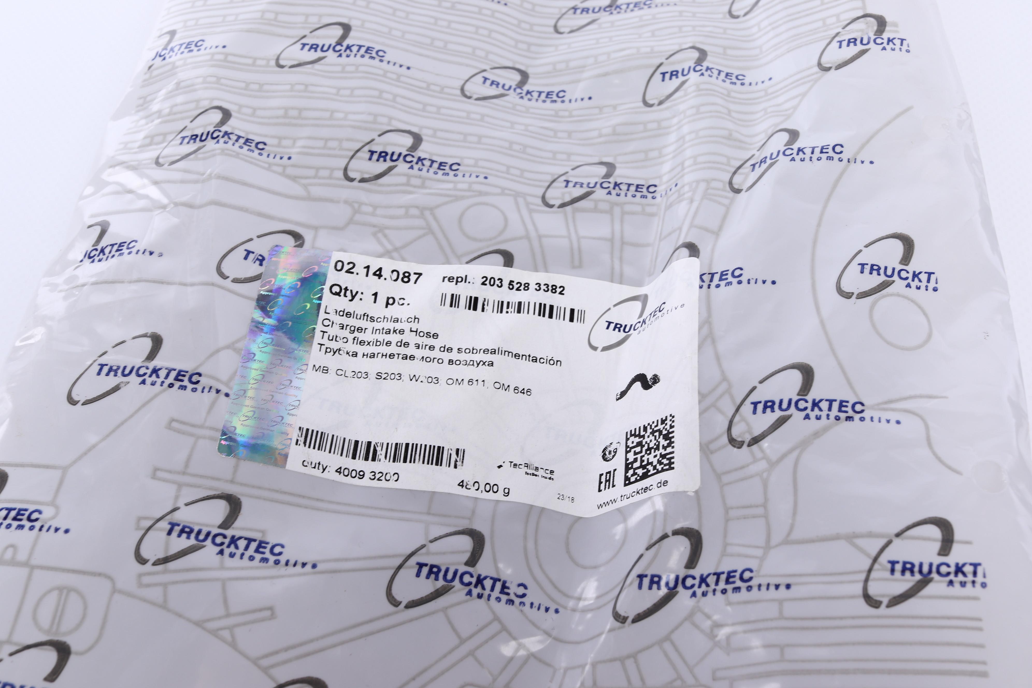 Патрубок інтеркулера (L) MB C-class (W202)/CLK (C209) 2.2D 97-09