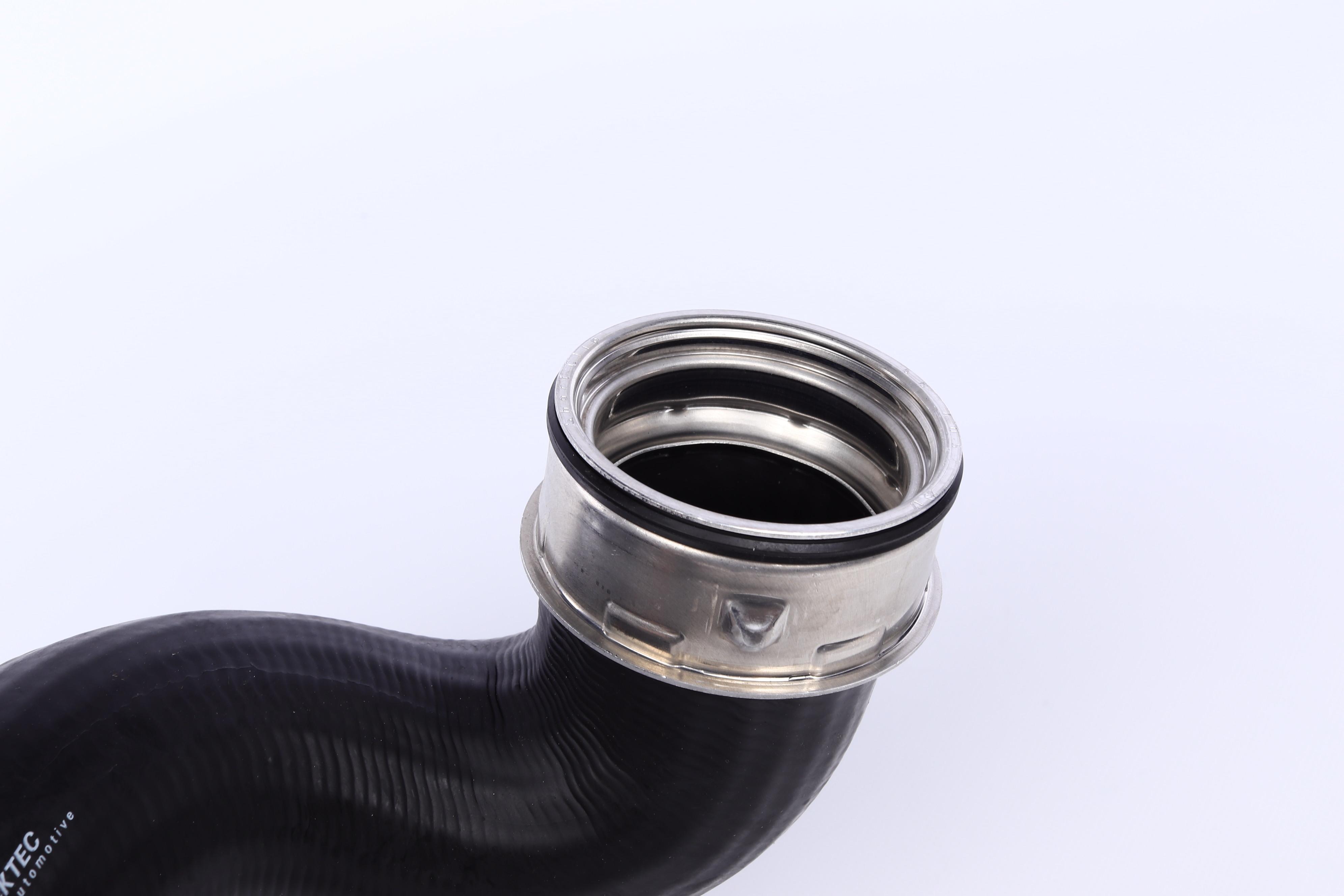 Патрубок інтеркулера (L) MB C-class (W202)/CLK (C209) 2.2D 97-09