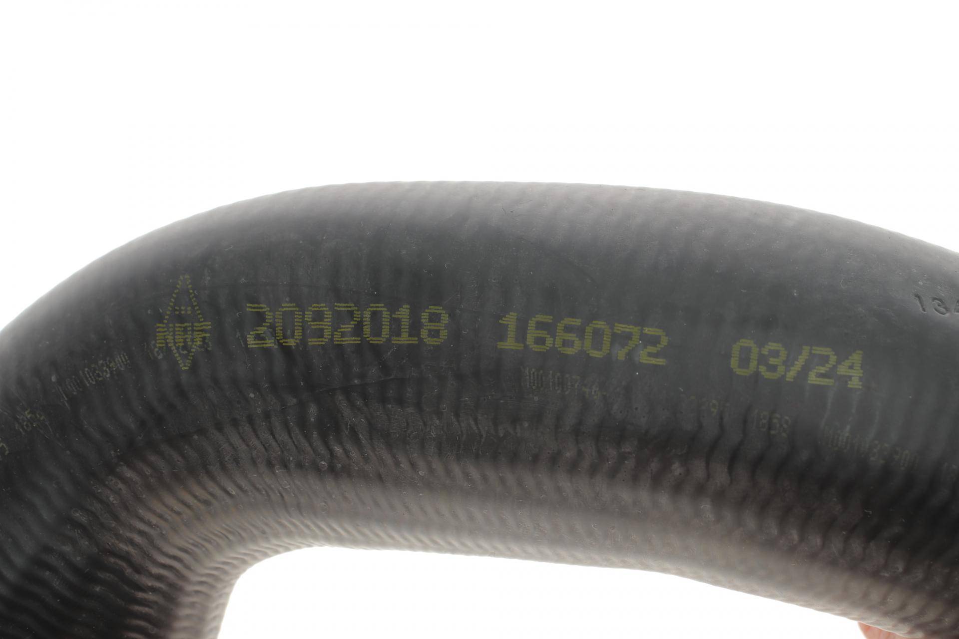 Патрубок інтеркулера (L) VW Sharan/Tiguan 2.0 TDI 07-