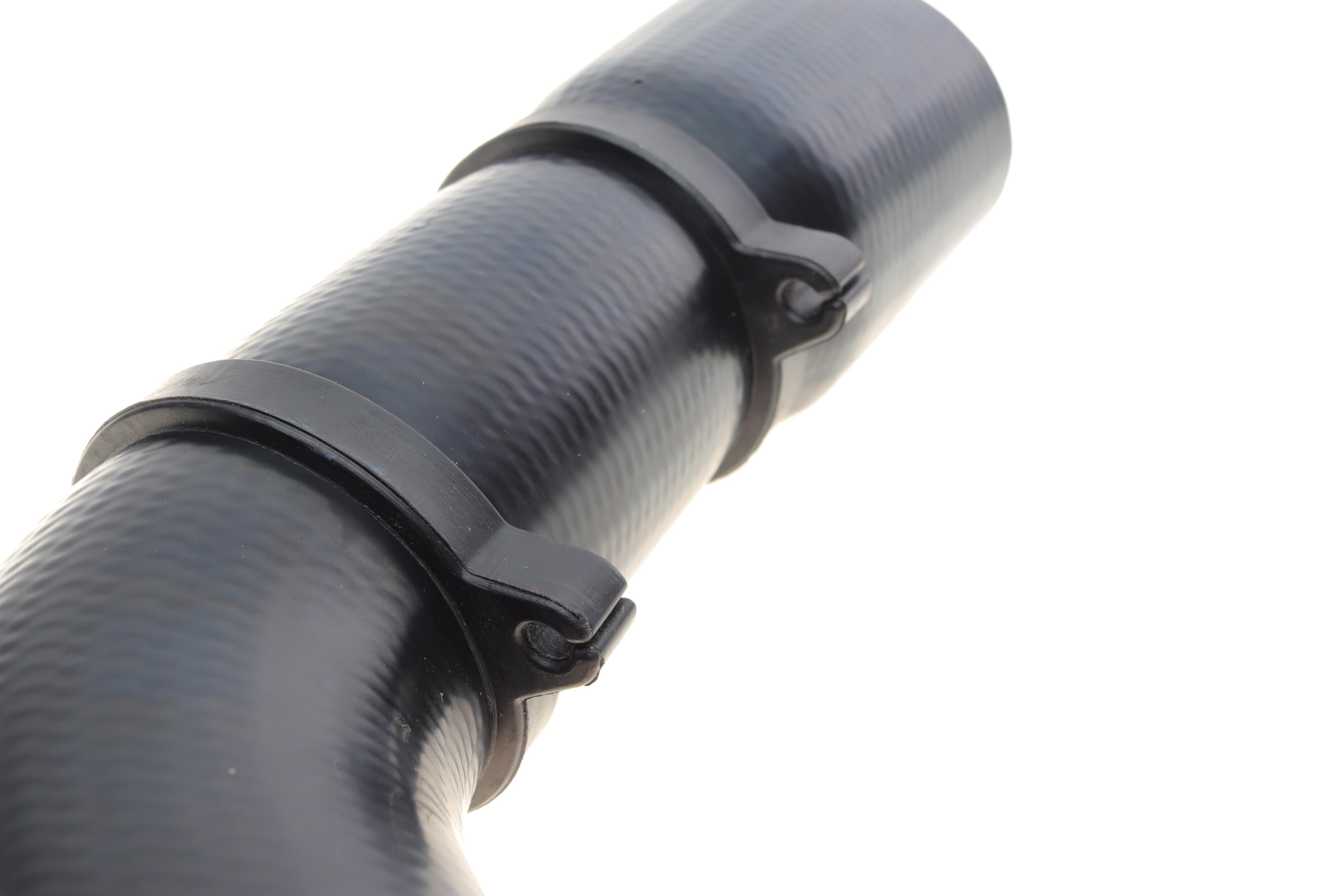 Патрубок інтеркулера Audi A3/TT/ Skoda Octavia I/ VW Golf IV 1.8 T 96-06