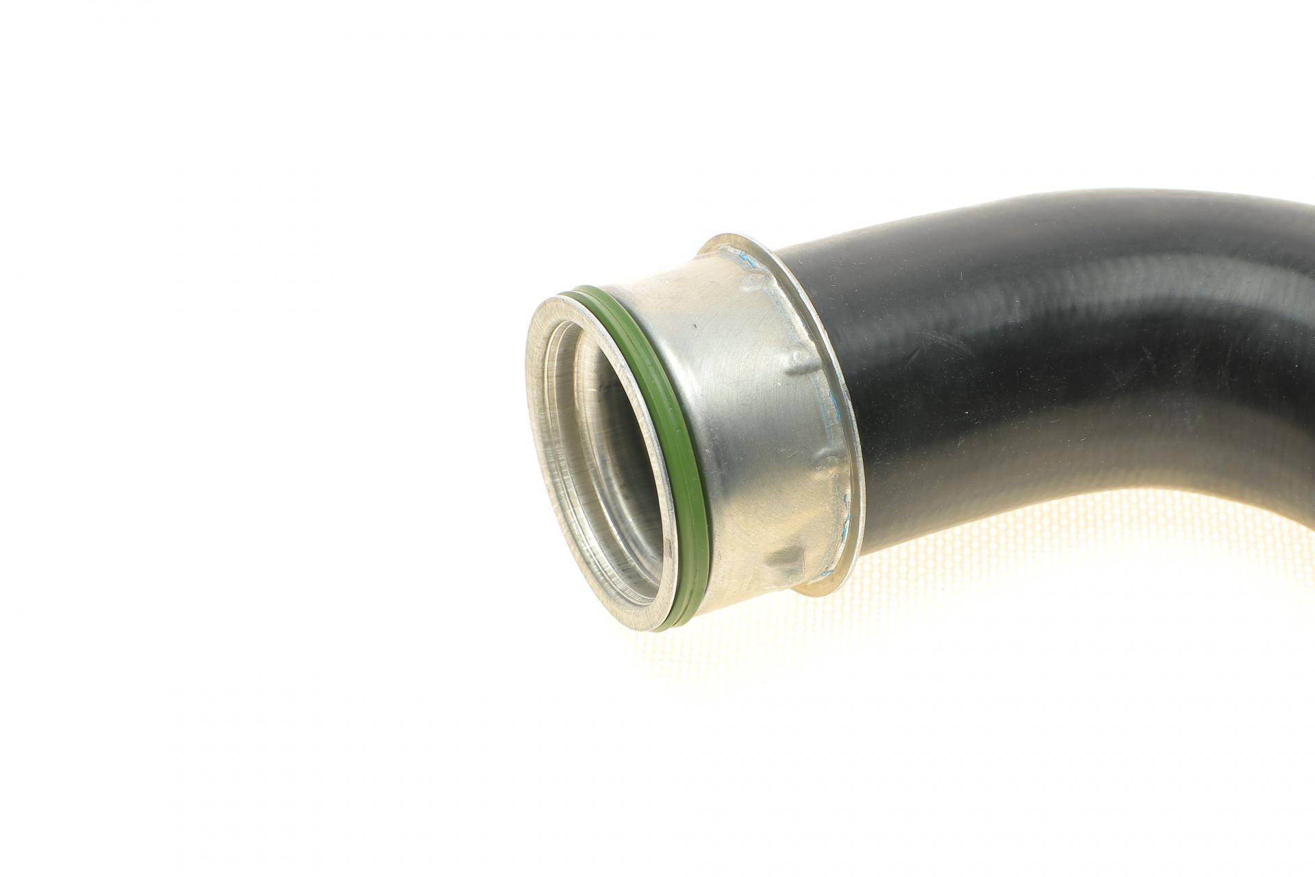 Патрубок інтеркулера (задній) (R) VW Caddy III 1.9DI 04-10