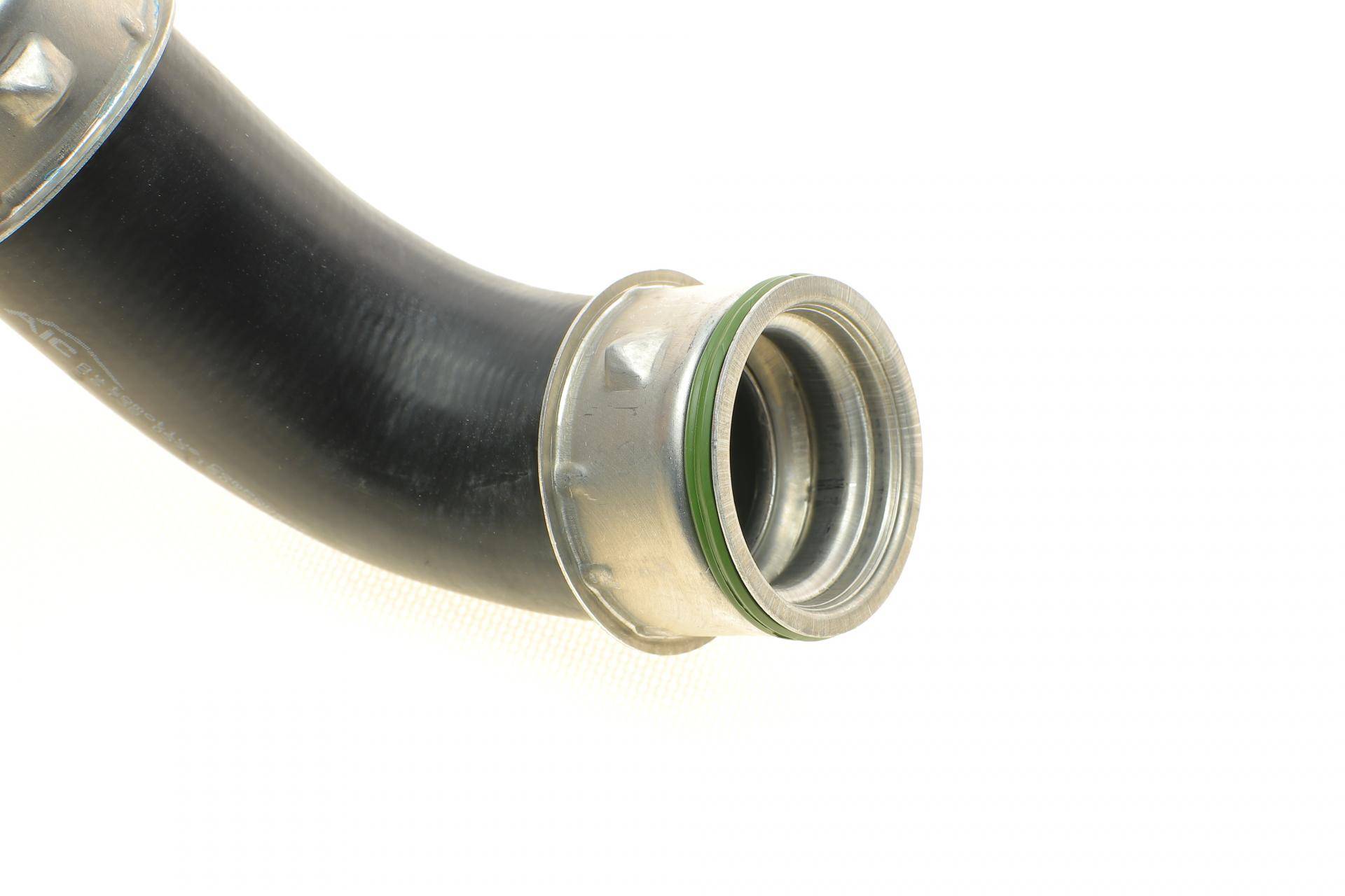 Патрубок інтеркулера (задній) (R) VW Caddy III 1.9DI 04-10