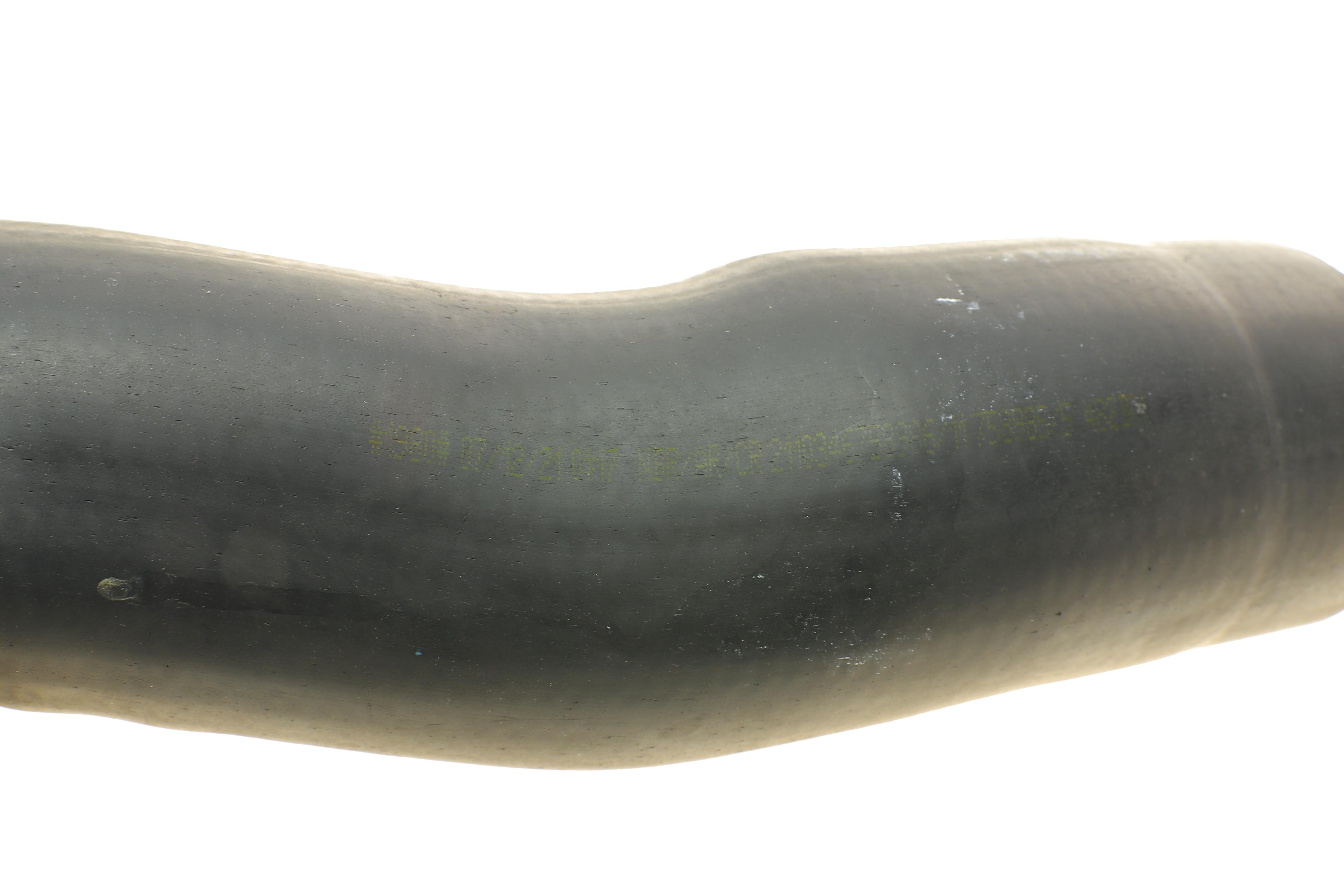 Патрубок інтеркулера (L) VW Caddy III 1.6/2.0 TDI 10-15