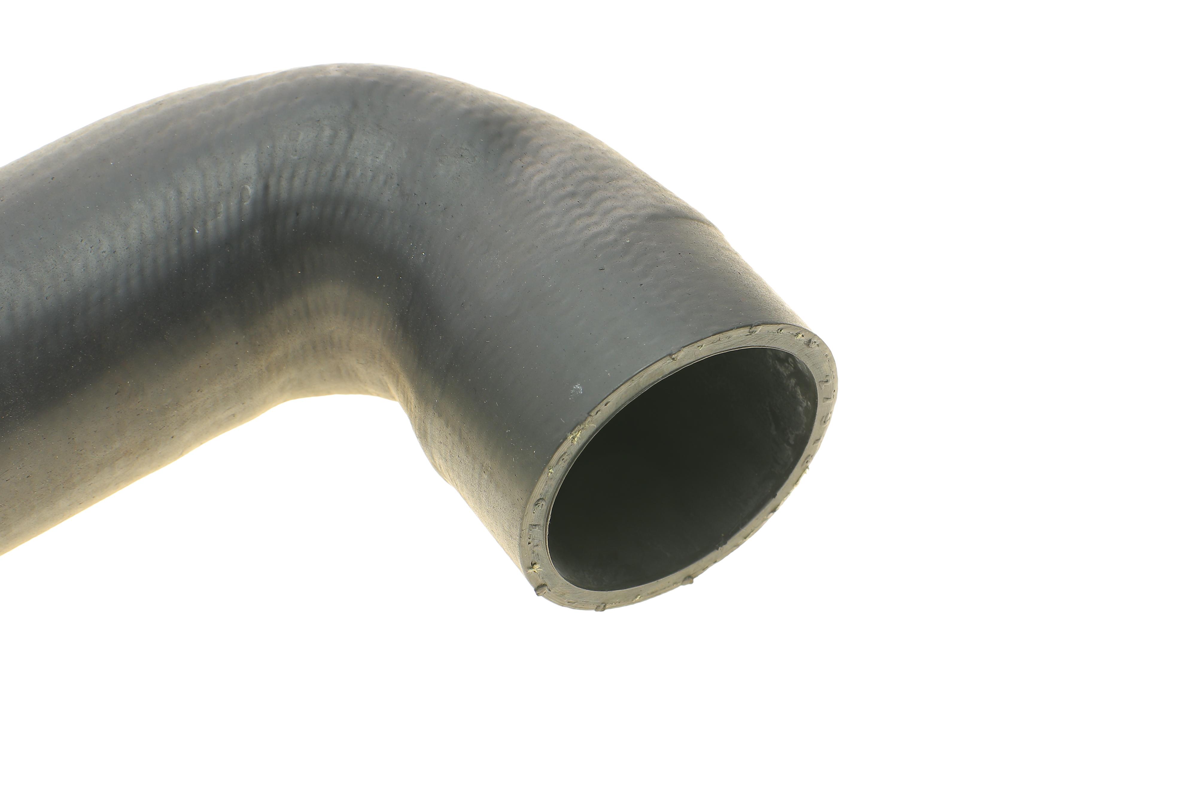 Патрубок інтеркулера (L) VW Caddy III 1.6/2.0 TDI 10-15