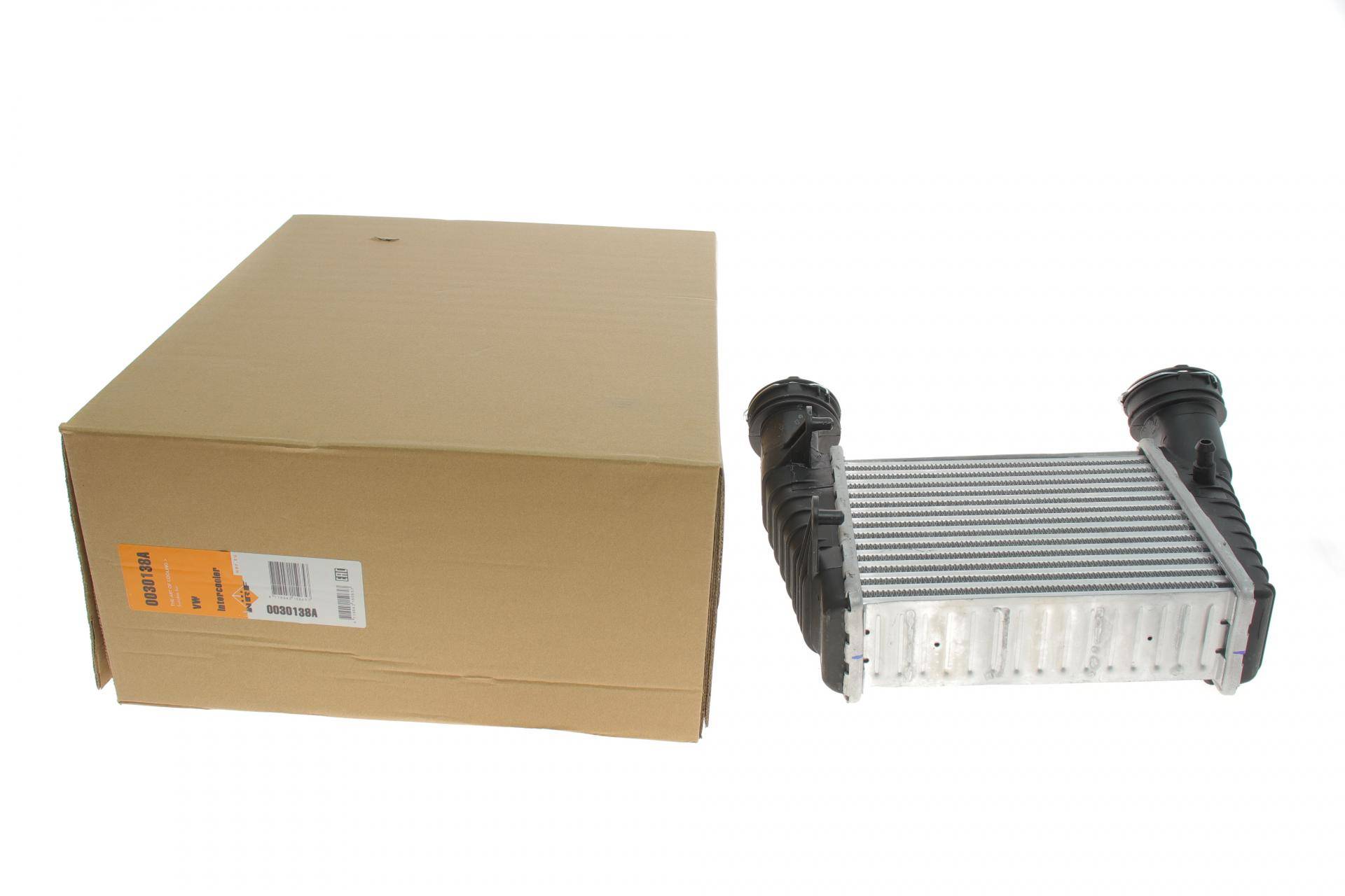 Радіатор інтеркулера VW Passat 1.9/2.0 TDI 00-05