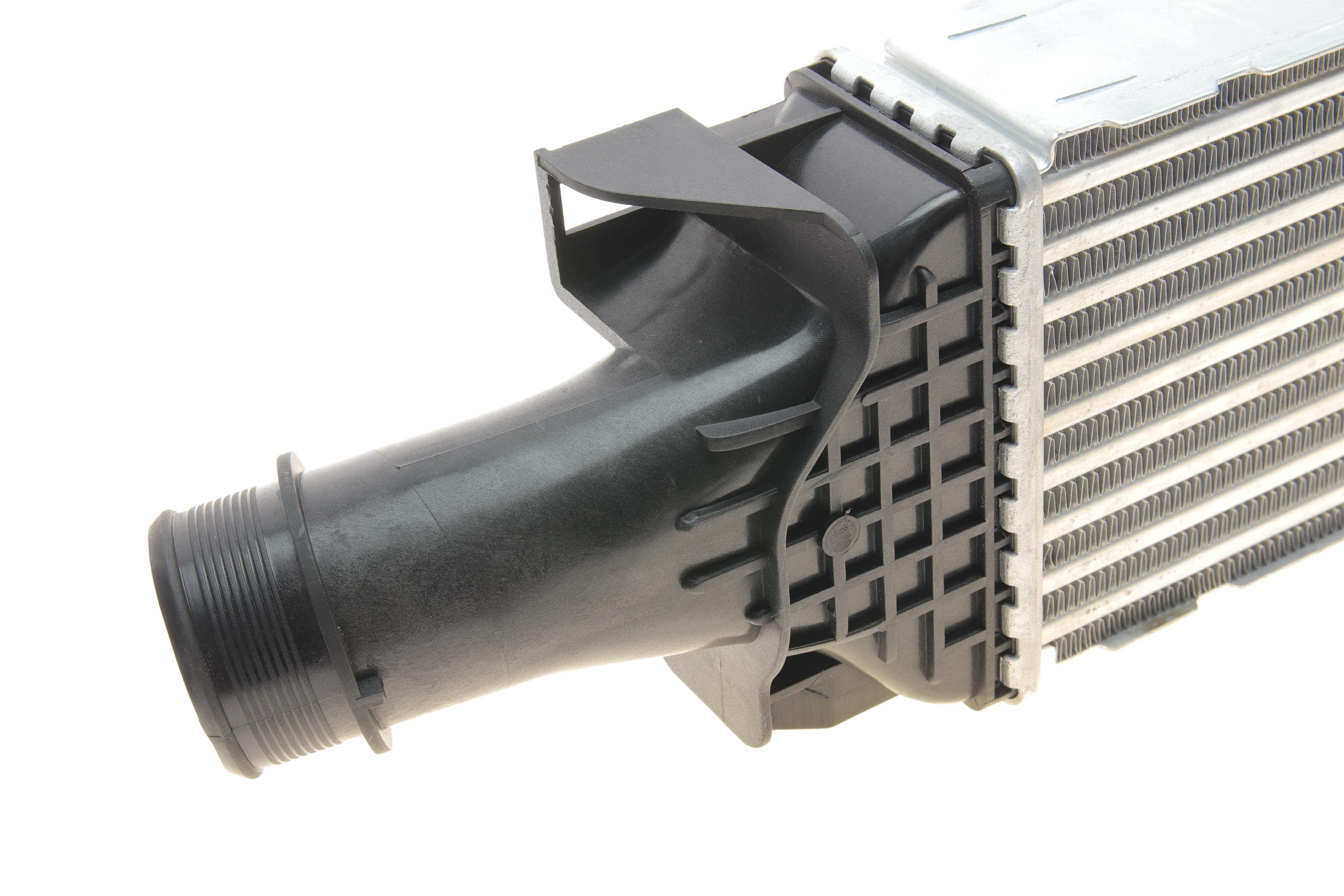 Радіатор інтеркулера Audi A4/A5/A6/A7/Q5 2.0-3.0H 15-