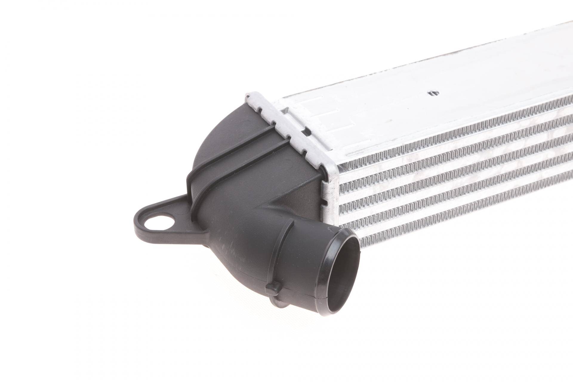 Радіатор інтеркулера Fiat Doblo 01-