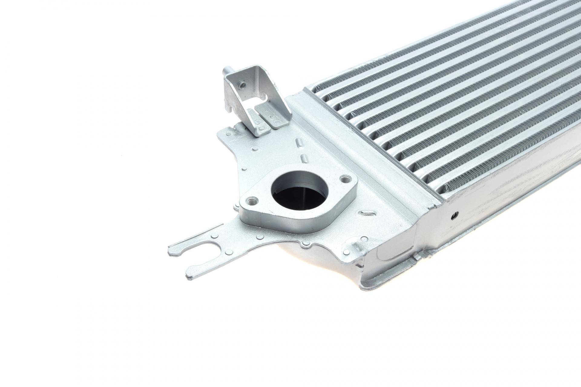 Радіатор інтеркулера Nissan Qashqai 1.5/2.0dCi 07-13