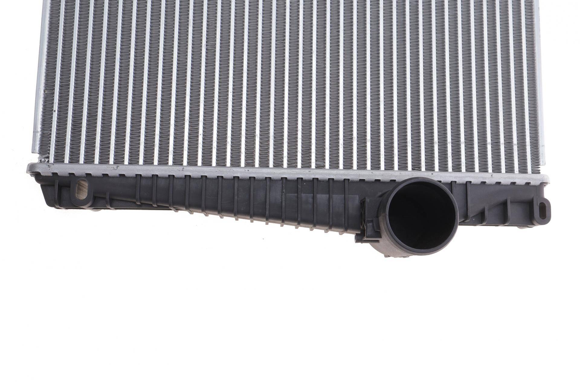 Радіатор інтеркулера Volvo XC90 I 02-14