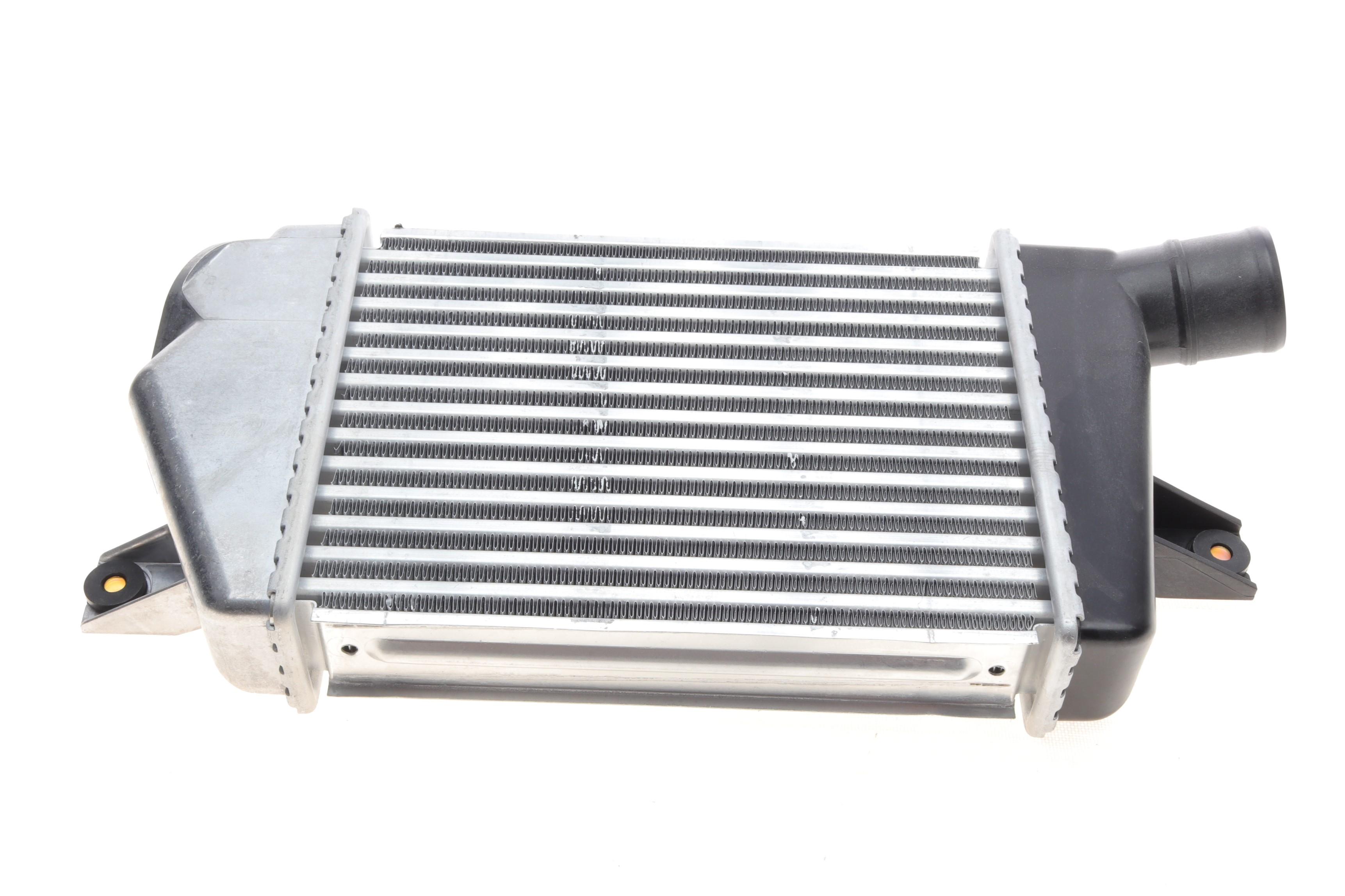 Радіатор інтеркулера Mitsubiahi L200/Pajero Sport 2.5D 05-