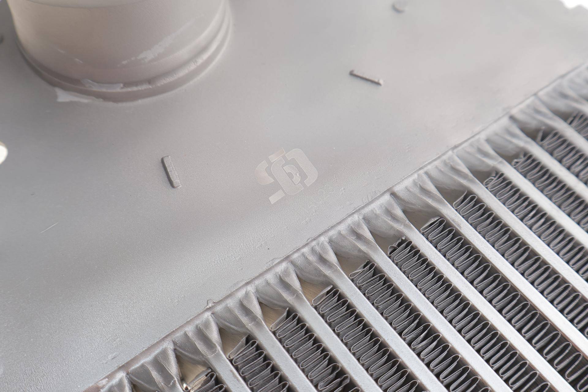 Радіатор інтеркулера VW T5 1.9/2.0/2.5TDI