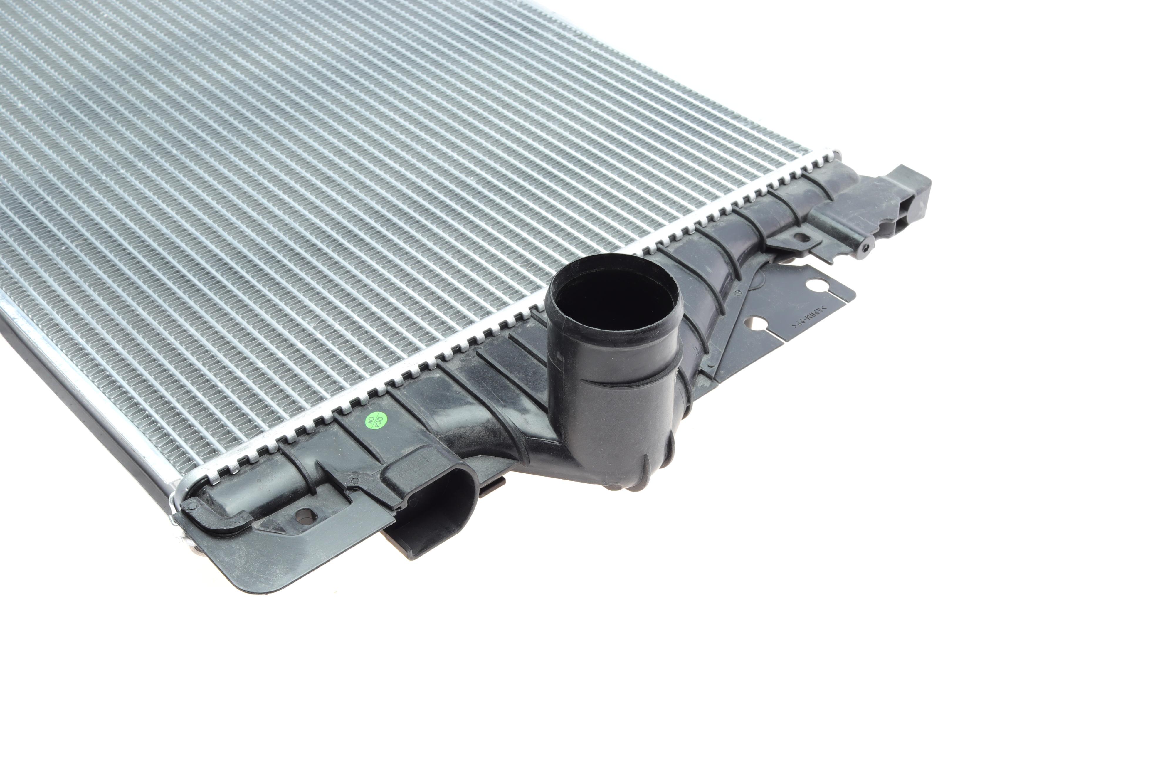 Радіатор інтеркулера VW Passat/T4 2.5D/2.8 95-05