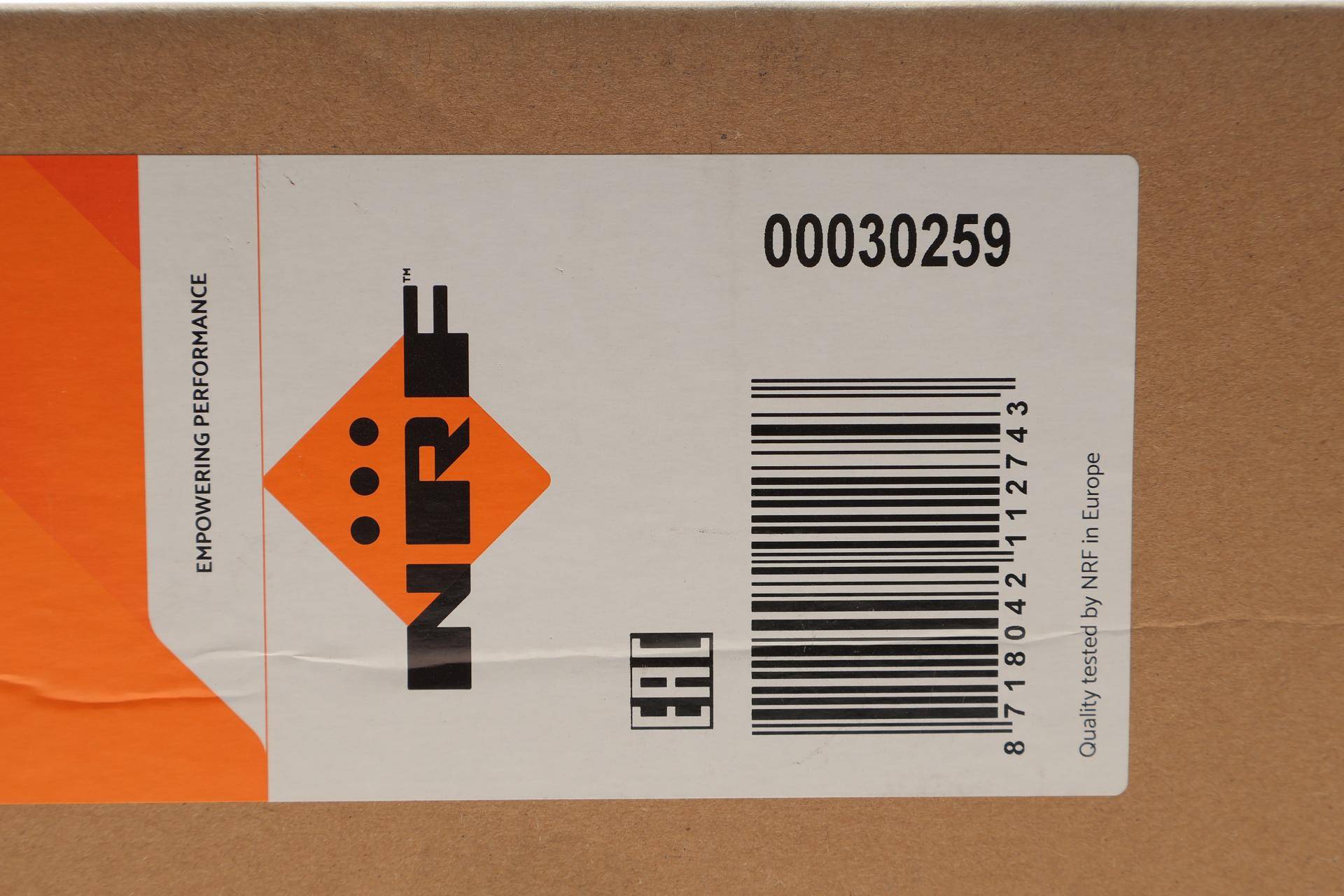 Радіатор інтеркулера Ford Transit 2.0 DI 00-06