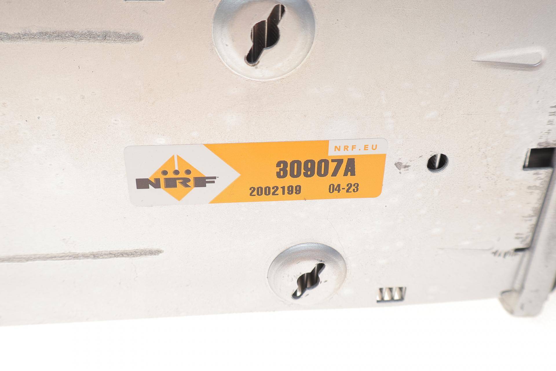 Радіатор інтеркулера BMW 1 (E81/E82/E87/E88)/3 (E90-E93)/X1 (E84) 2.0D N47 04-15