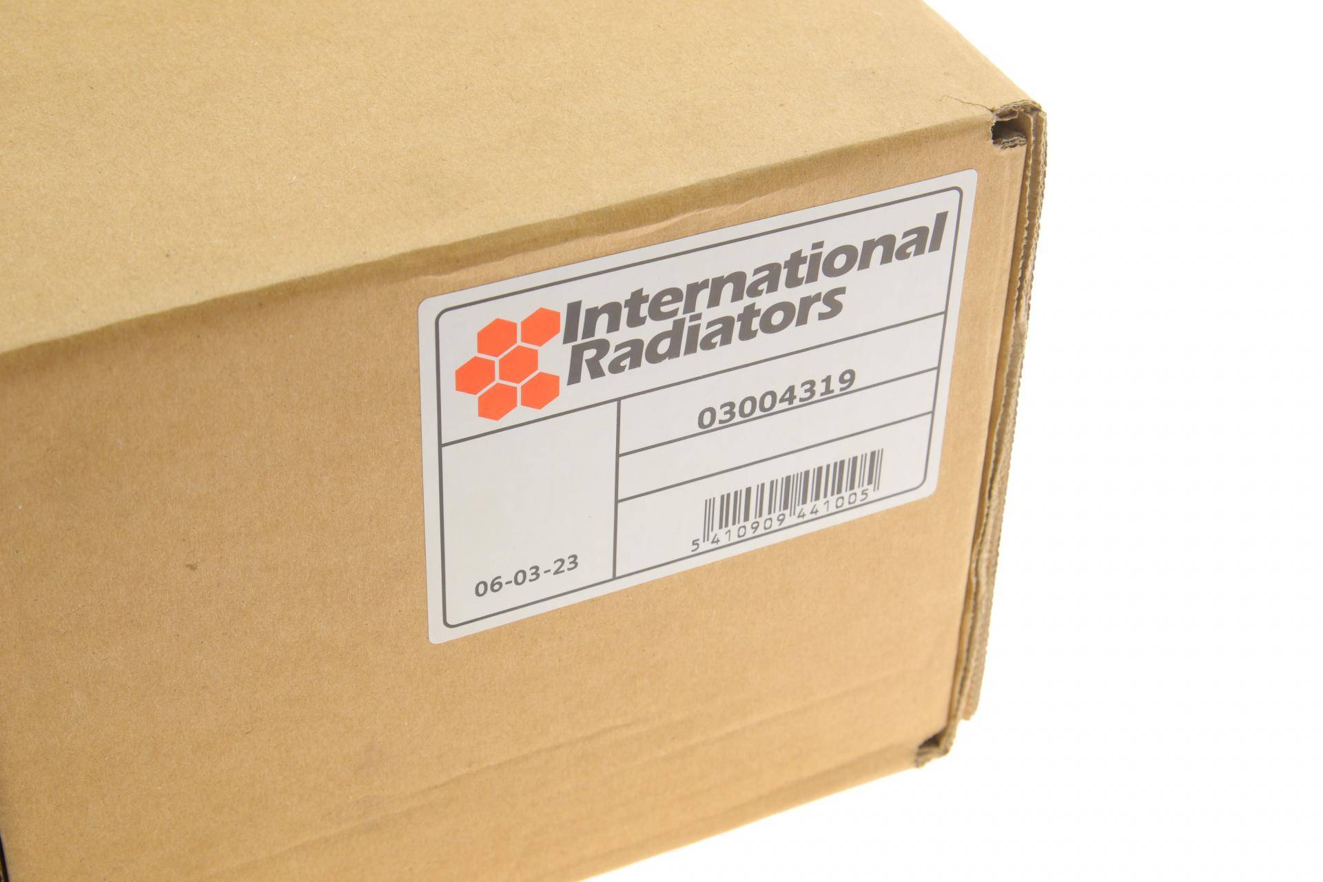 Радіатор інтеркулера Audi A4/A5/A6 2.7/3.0TDI/3.2FSI 07-18/Porsche Macan 2.0i/3.0D 14-