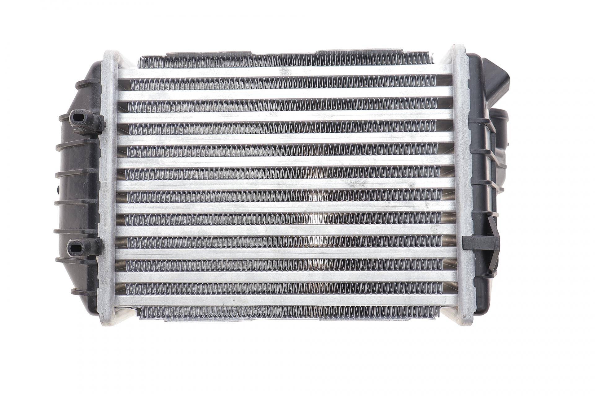 Радіатор інтеркулера Audi A4/VW Passat B5 2.5D 97-05