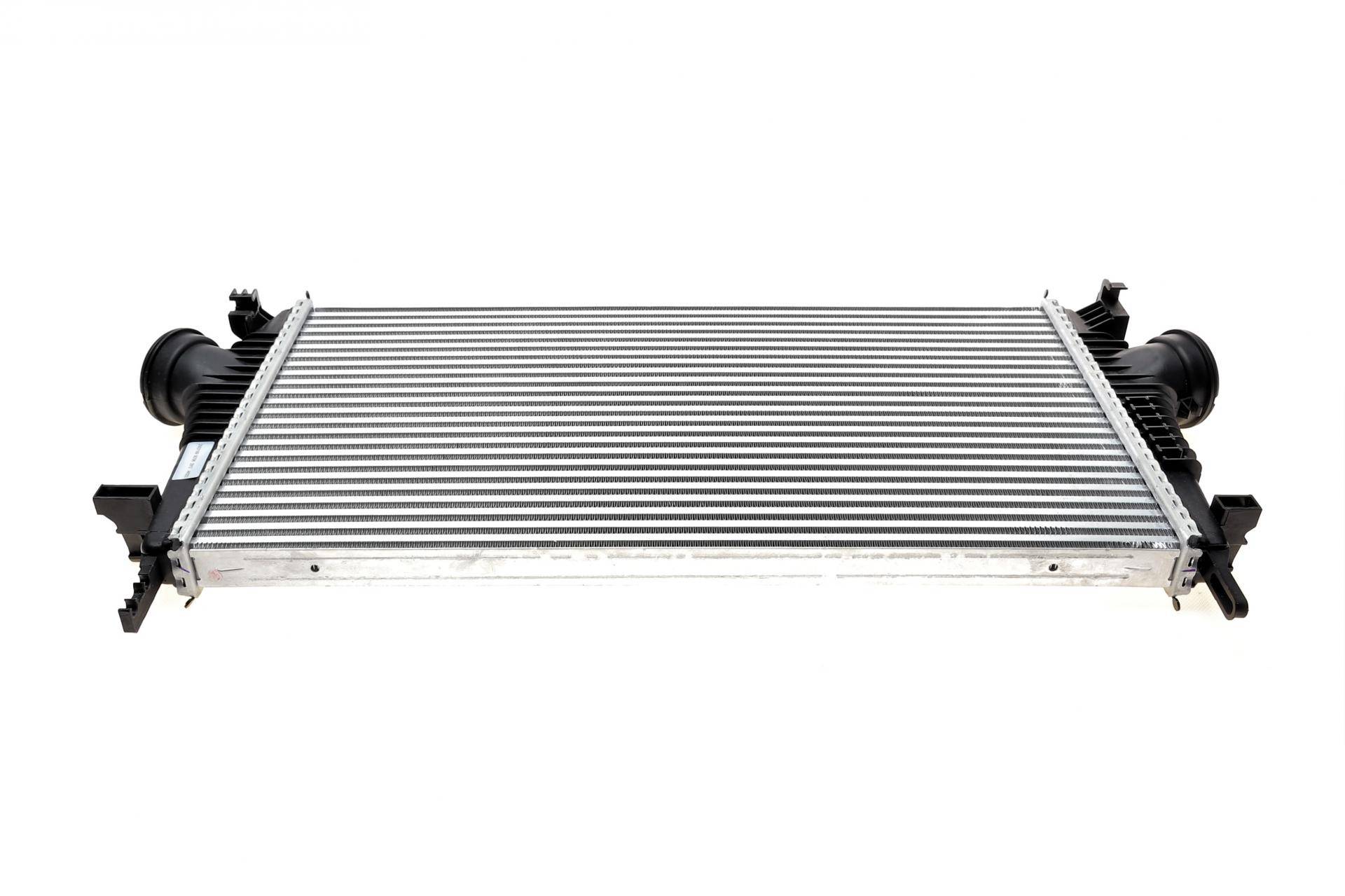 Радіатор інтеркулера Opel Insignia A 1.6-2.8 08-17