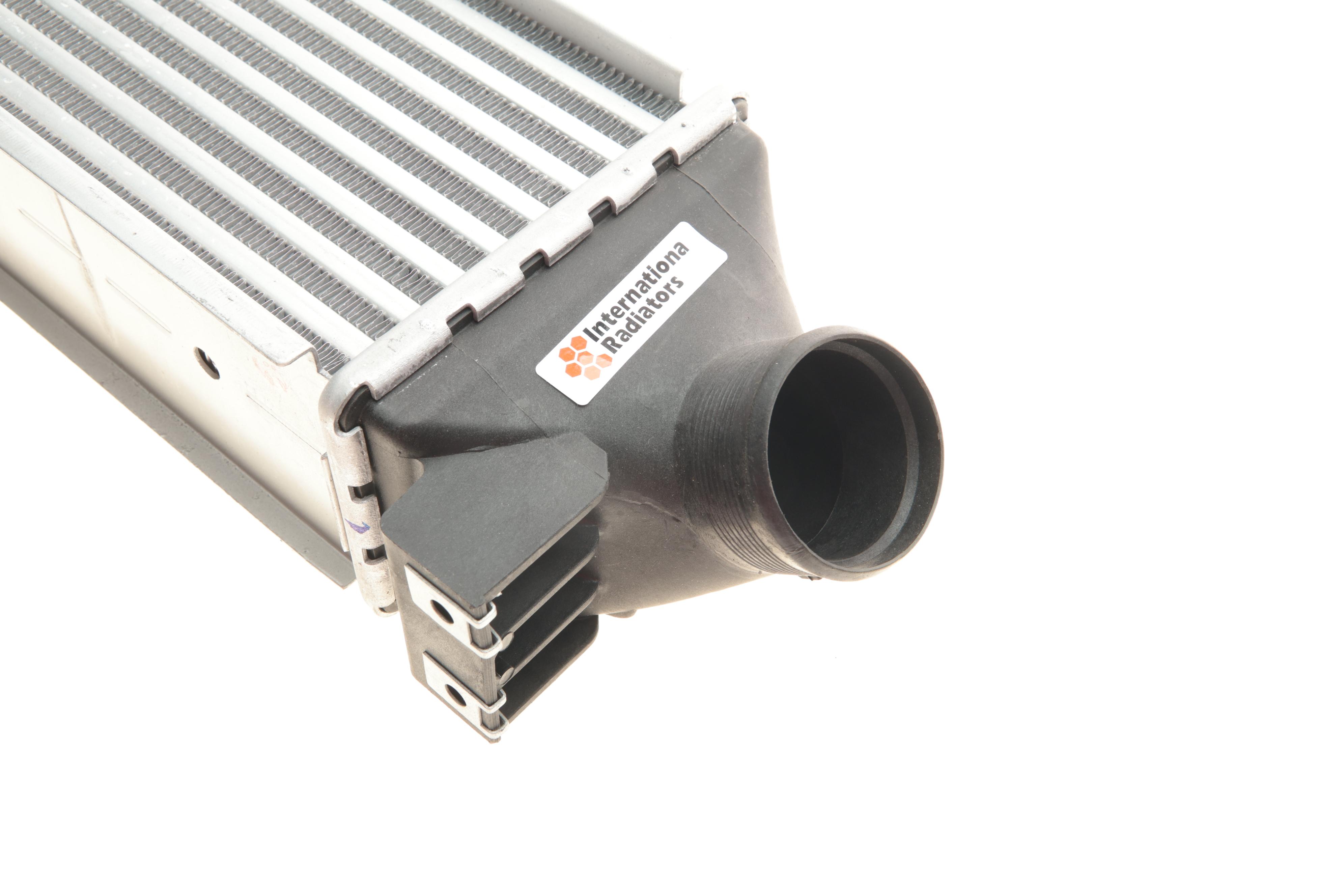 Радіатор інтеркулера Ford Transit 2.0DI 00-06