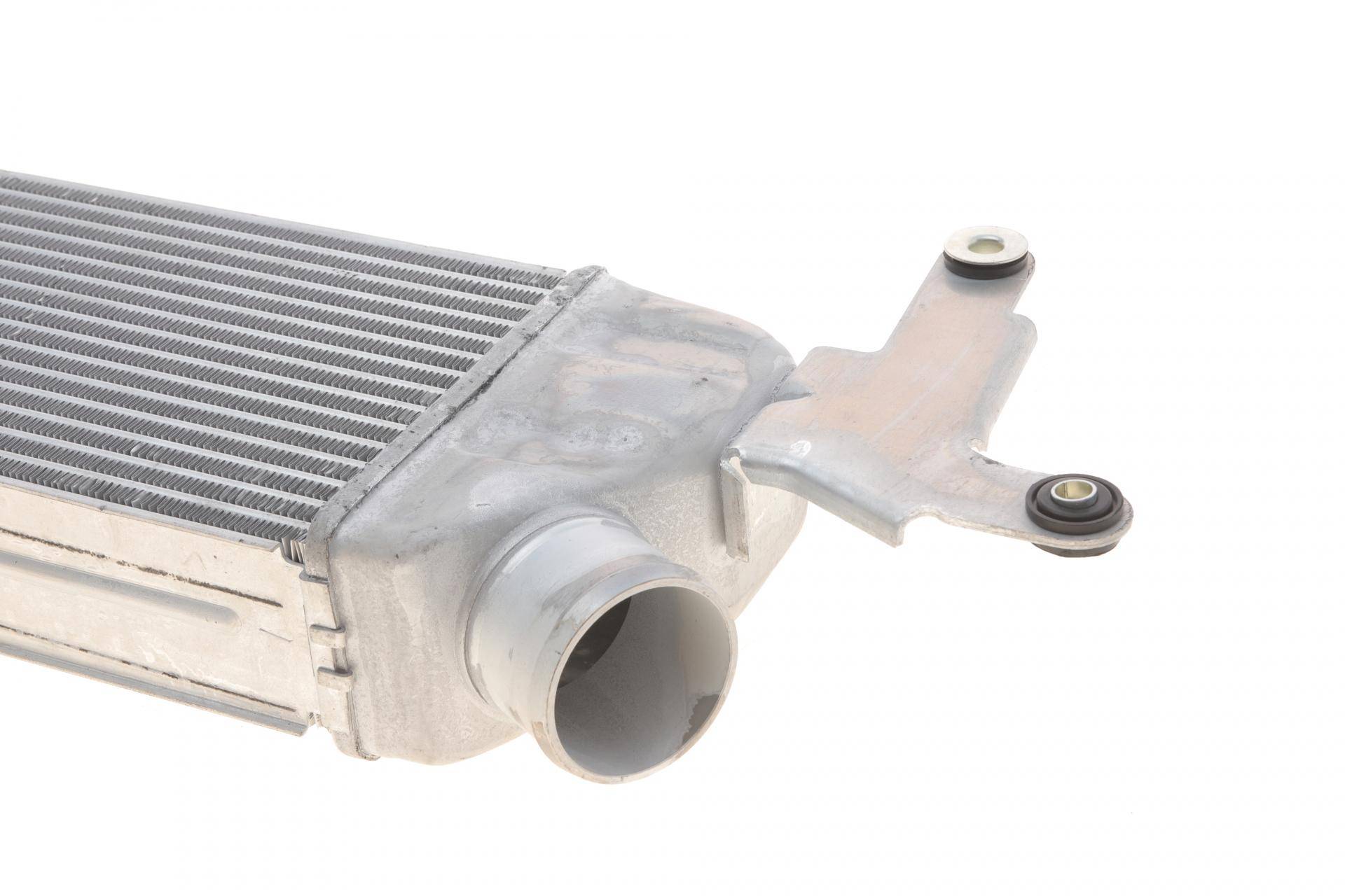 Радіатор інтеркулера Citroen C-crosser/Peugeot 4007/Mitsibishi Outlander II 2.2 HDi 06-13