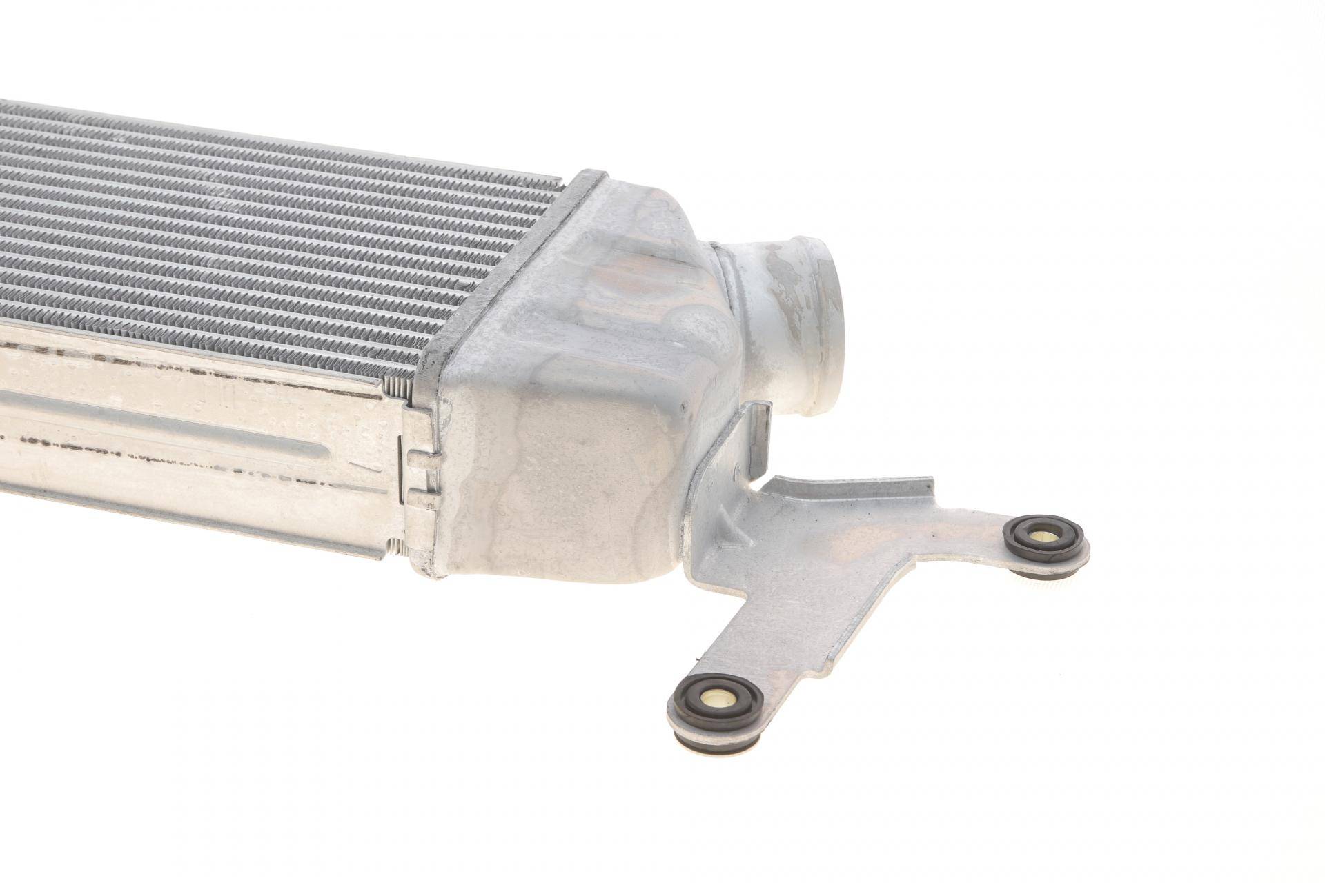 Радіатор інтеркулера Citroen C-crosser/Peugeot 4007/Mitsibishi Outlander II 2.2 HDi 06-13