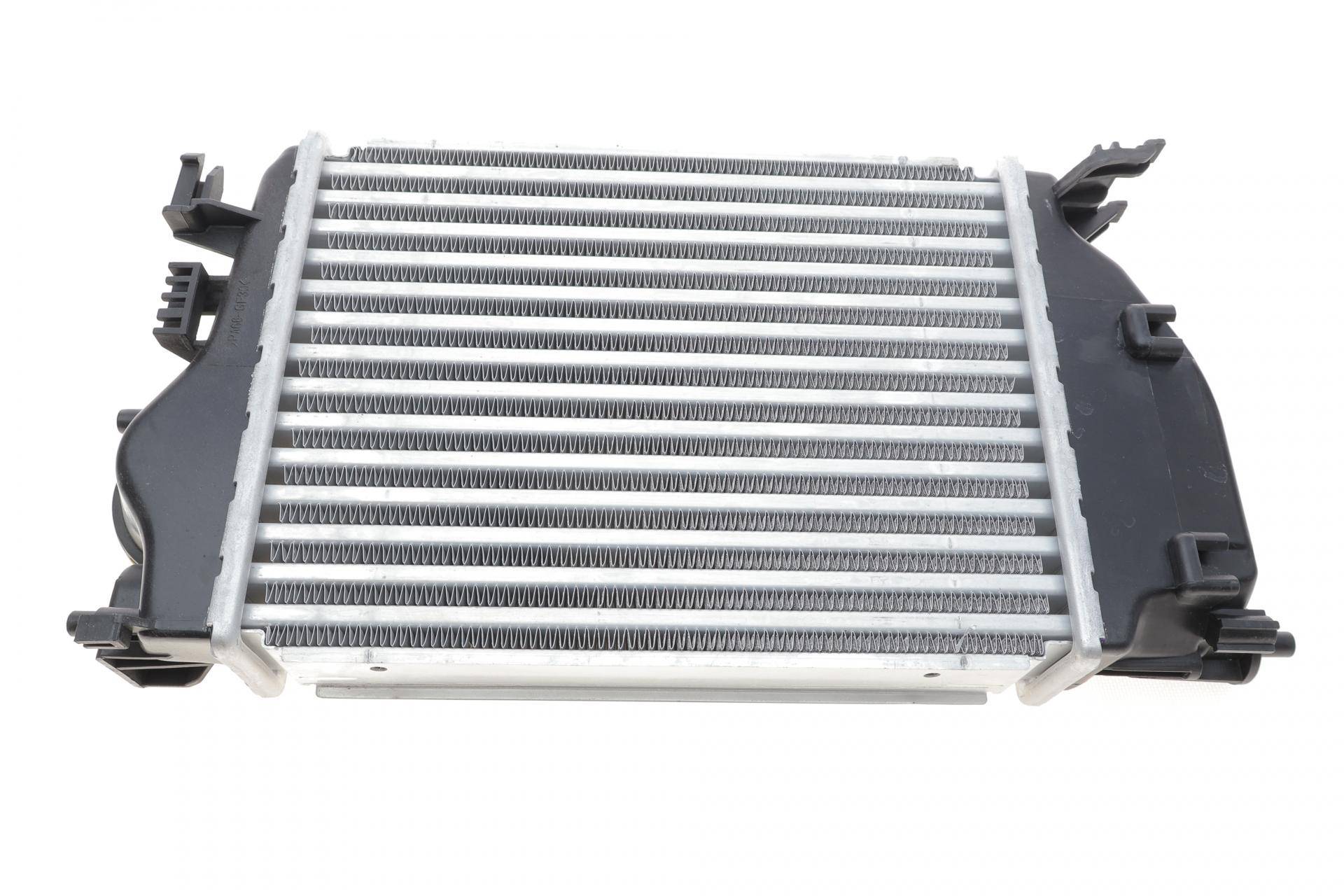 Радіатор інтеркулера Nissan Qashqai 13- /Renault Megan IV 1.2 15-