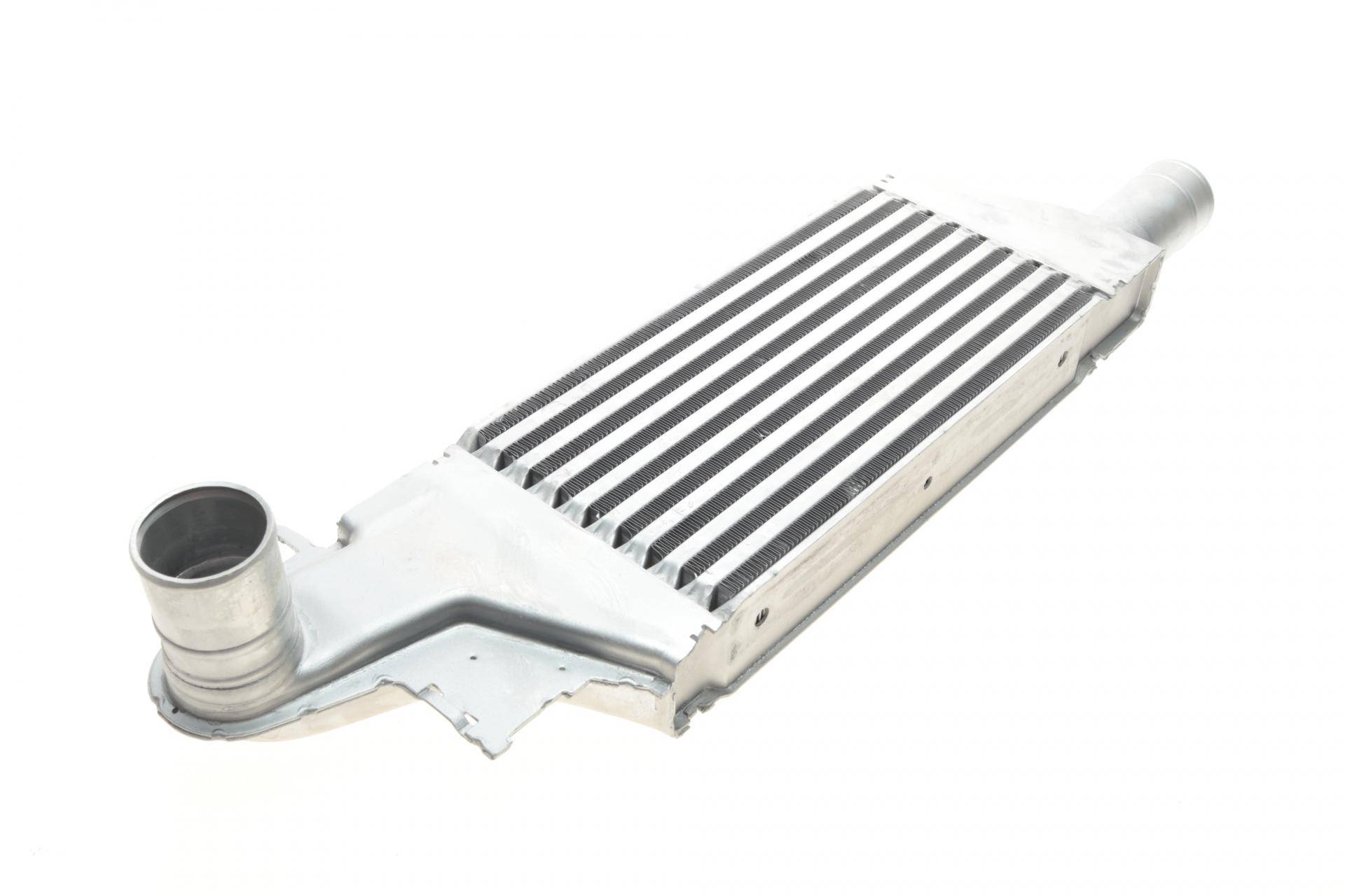 Радіатор інтеркулера Opel Combo/Corsa C 1.7Di/1.7DTI 00-