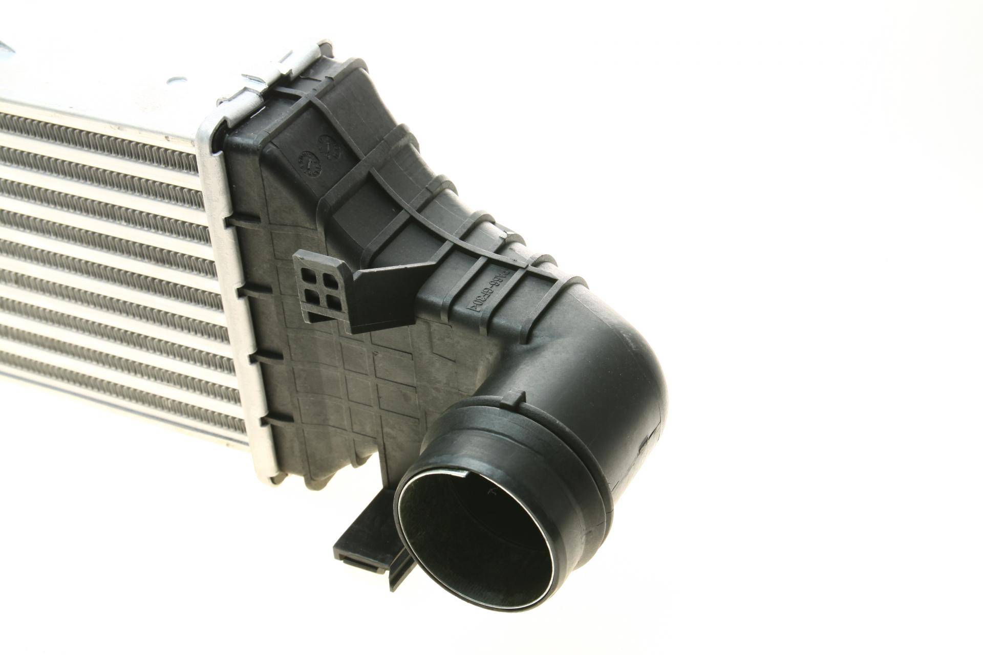 Радіатор інтеркулера MB C-class (W204)/E-class (W212) 08-16 (OM651/OM642/M274)