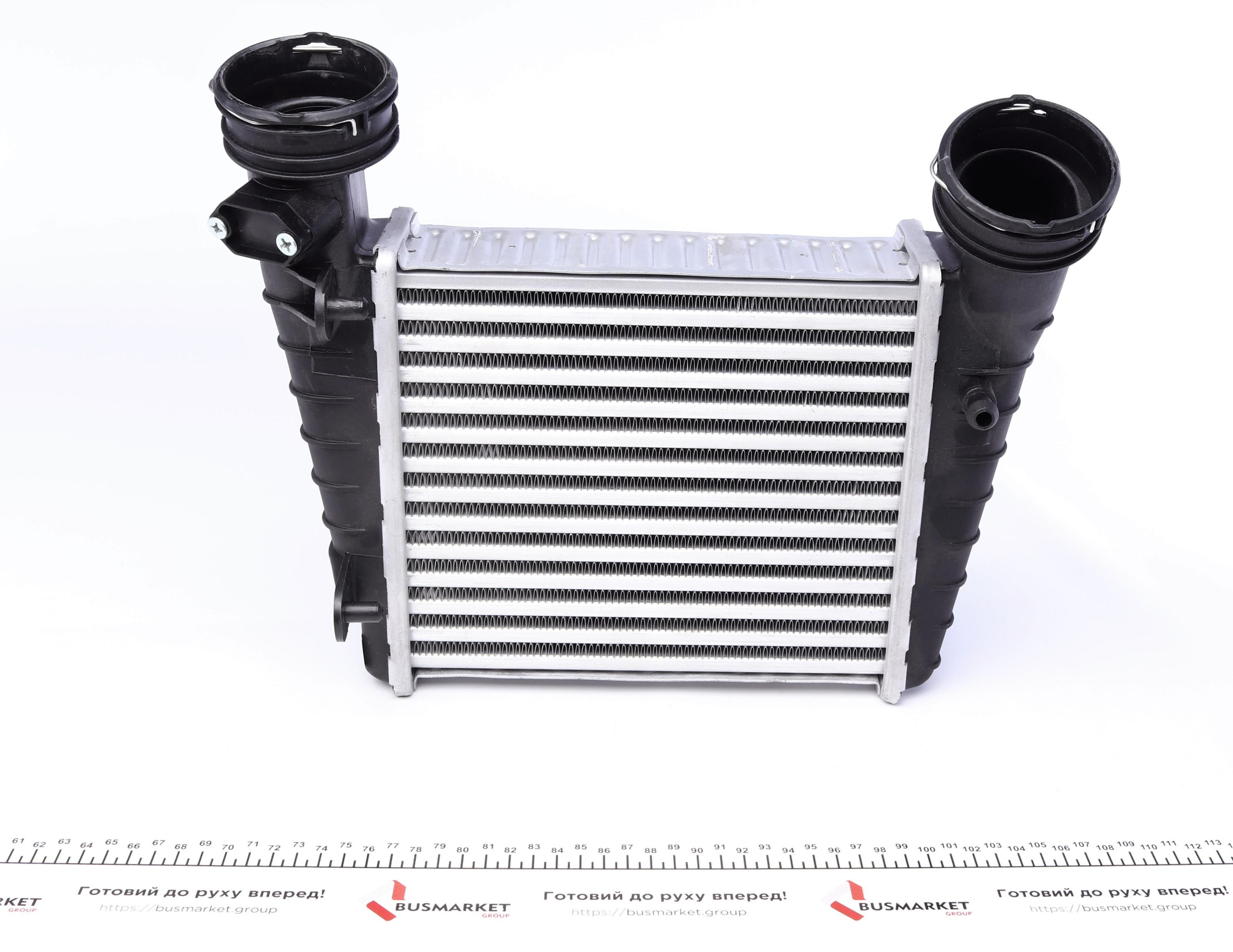 Радіатор інтеркулера VW Passat 1.8 00-05