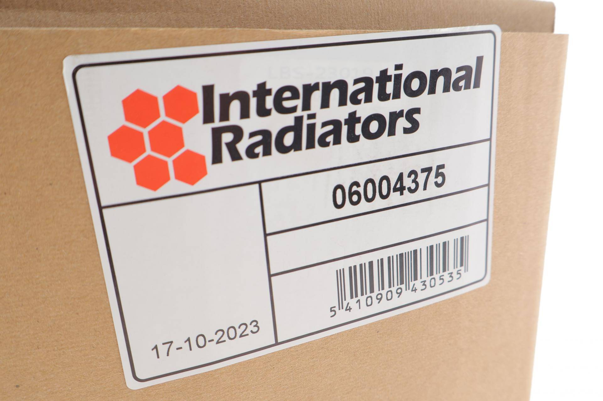 Радіатор інтеркулера BMW 5 (E60) 3.0D (M57) 04-10