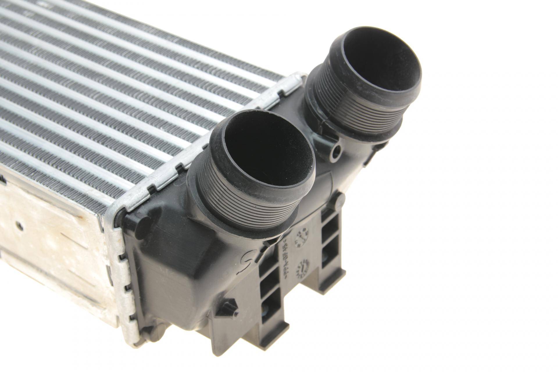 Радіатор інтеркулера Citroen DS4/DS5 2.0 HDI/2.0BlueHDI 11-18