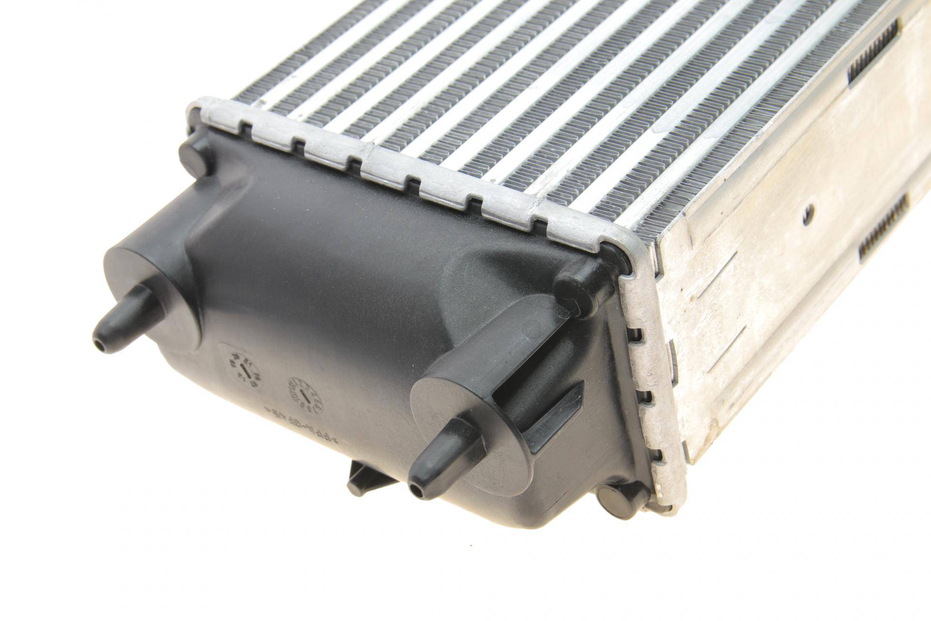 Радіатор інтеркулера Citroen DS4/DS5 2.0 HDI/2.0BlueHDI 11-18