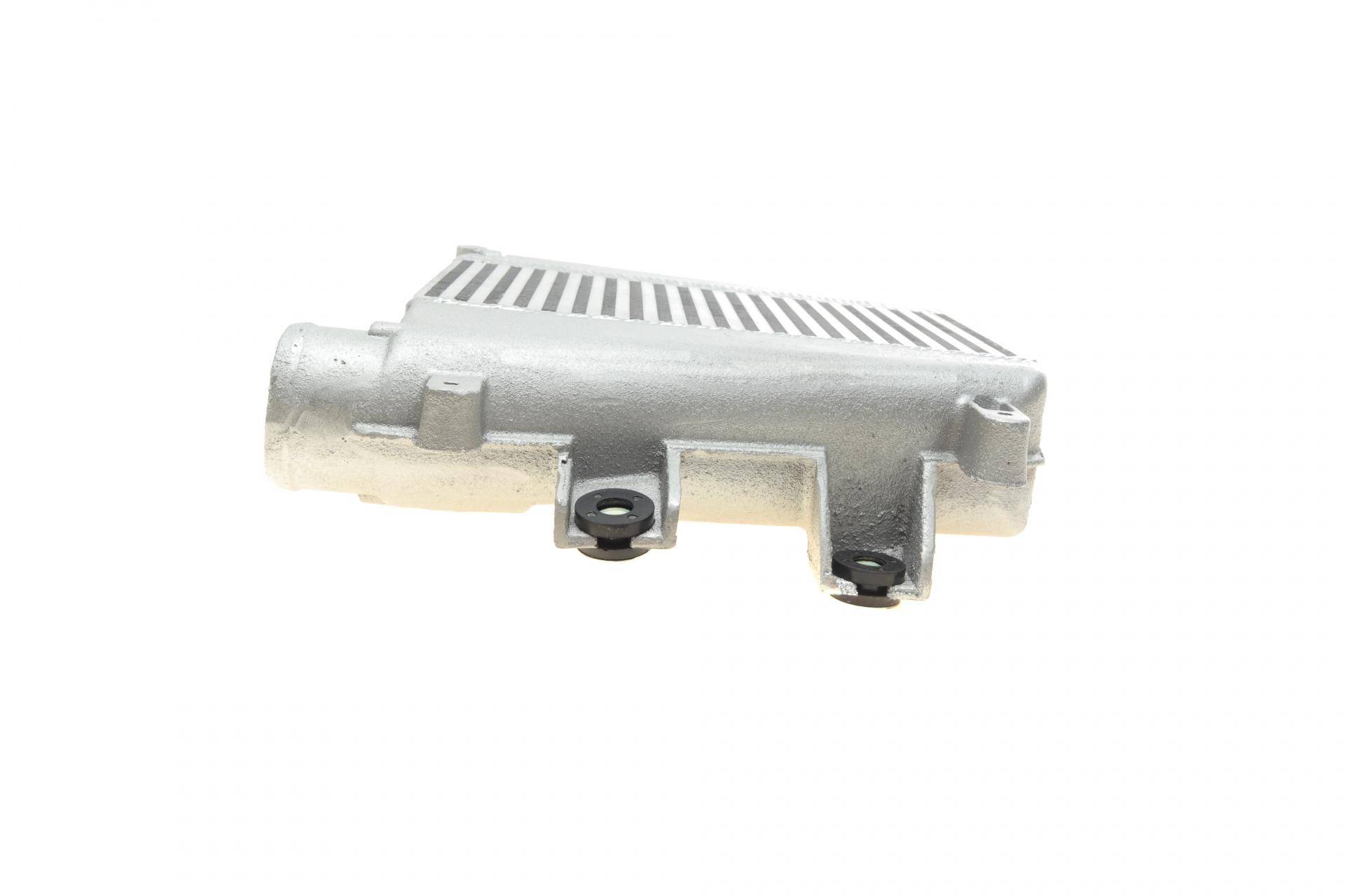 Радіатор інтеркулера Nissan Patrol GR 3.0DTi 00-/Terrano 3.0Di 02-07