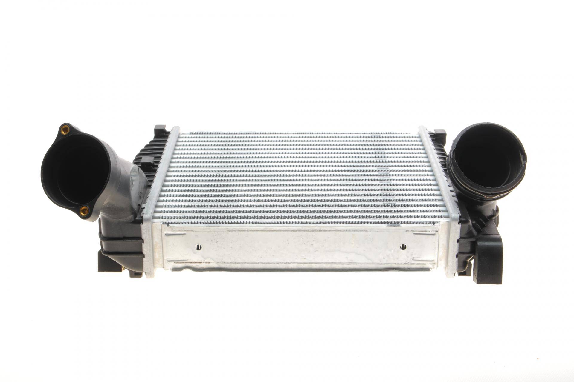 Радіатор інтеркулера Audi Q7/Porsche Cayenne 4.2TDI/S4.5 02-18