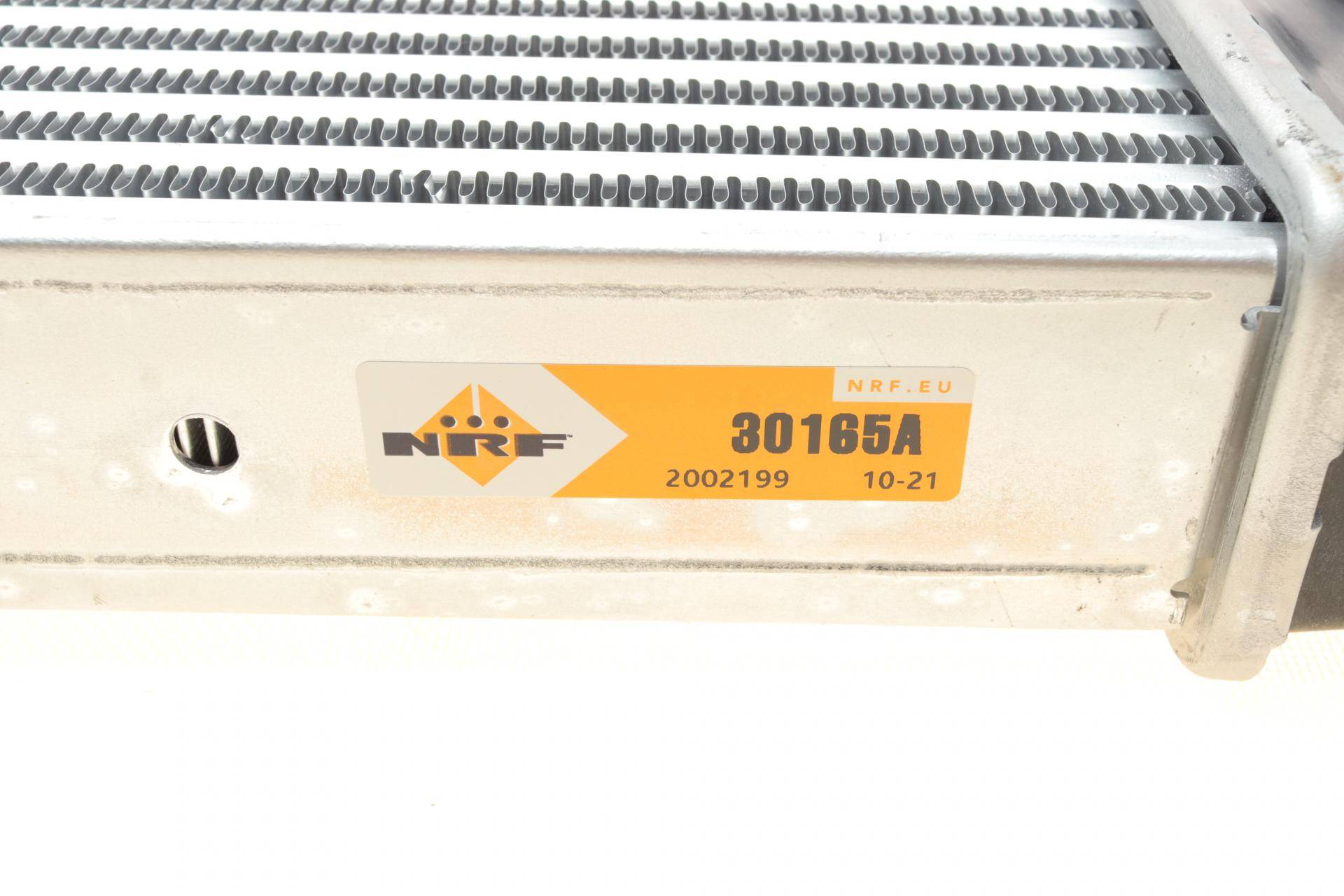 Радіатор інтеркулера BMW 3 (E46) 99-07/X3 (E83) 2.0/3.0 04-10