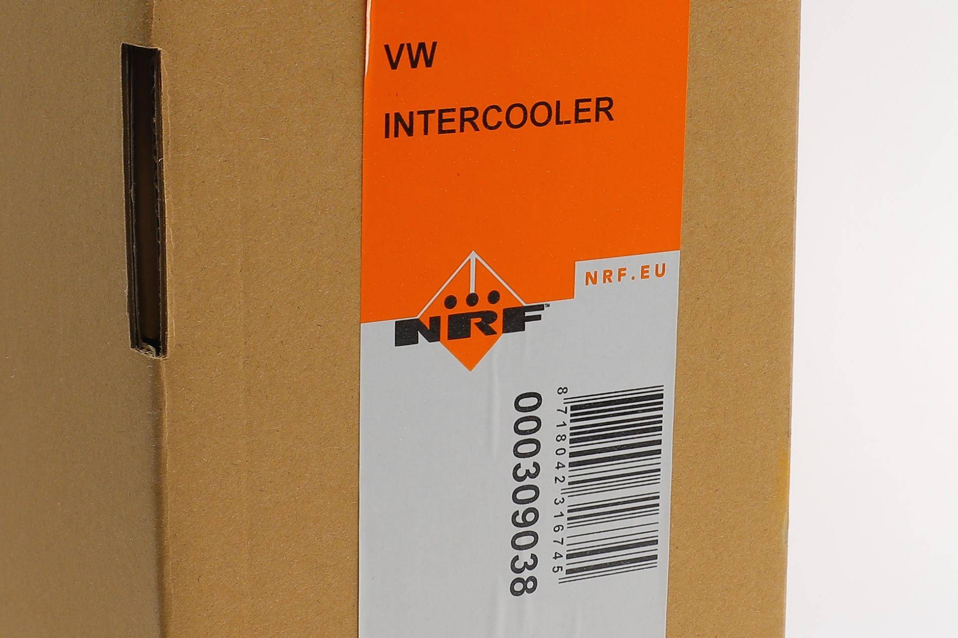 Радіатор інтеркулера VW Amarok 2.0TSI 10-16/2.0TDI10-/2.0BiTDI 10-12