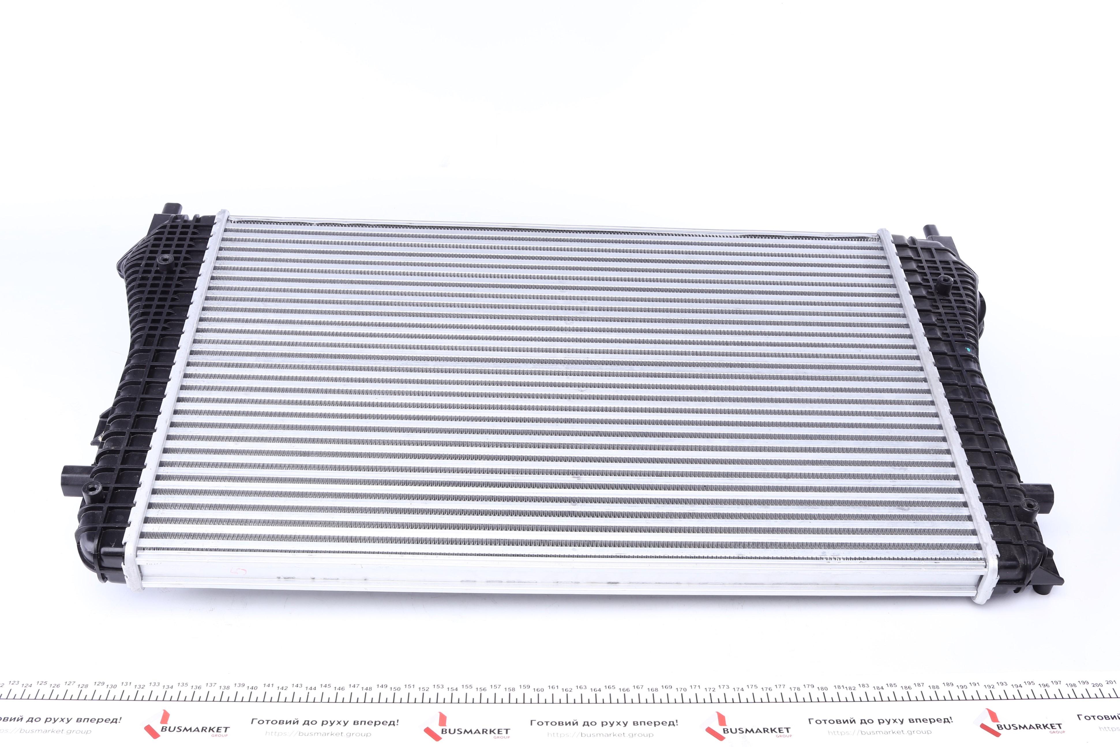 Радіатор інтеркулера VW Passat/Sharan/Tiguan 1.4-2.0D 05-